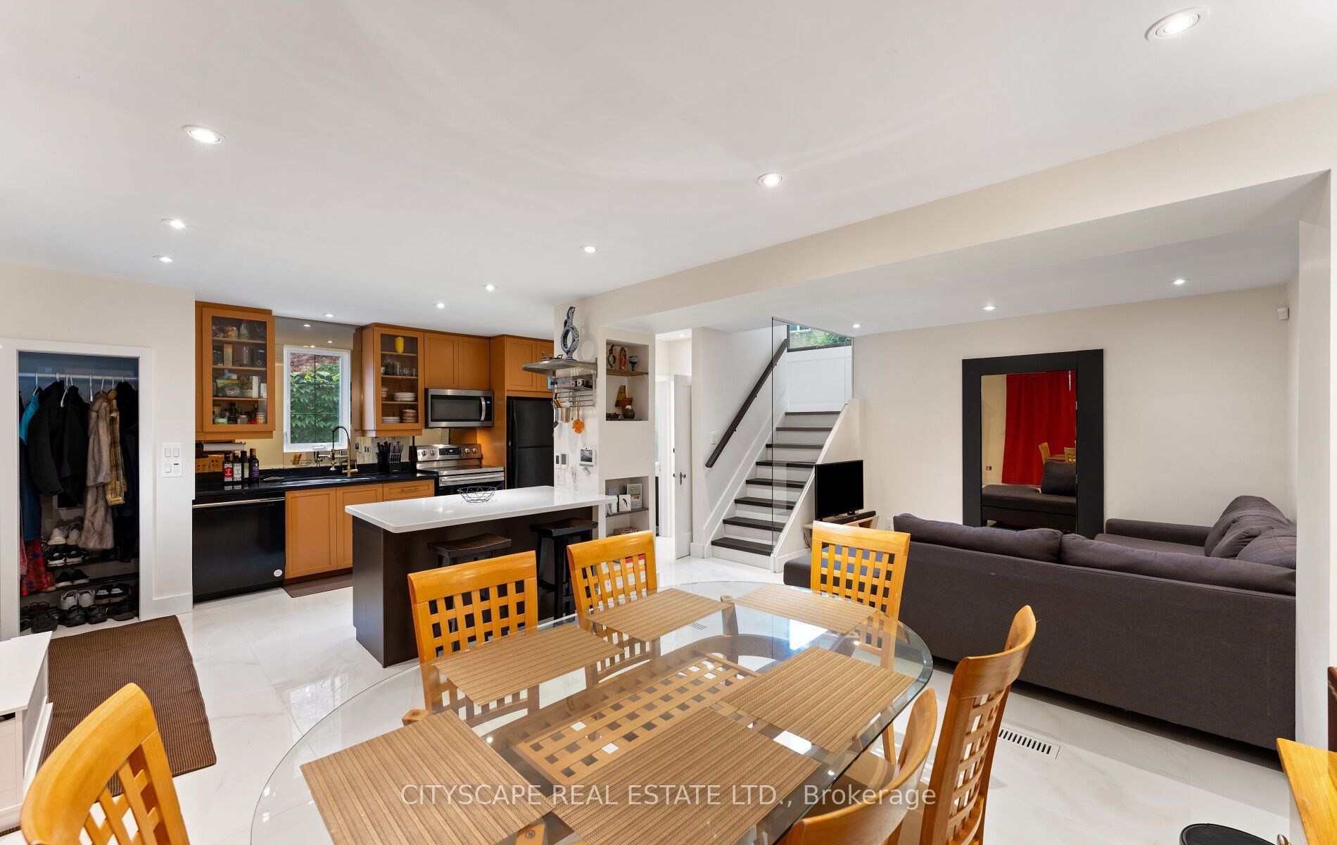 50 South Kingsway N/A