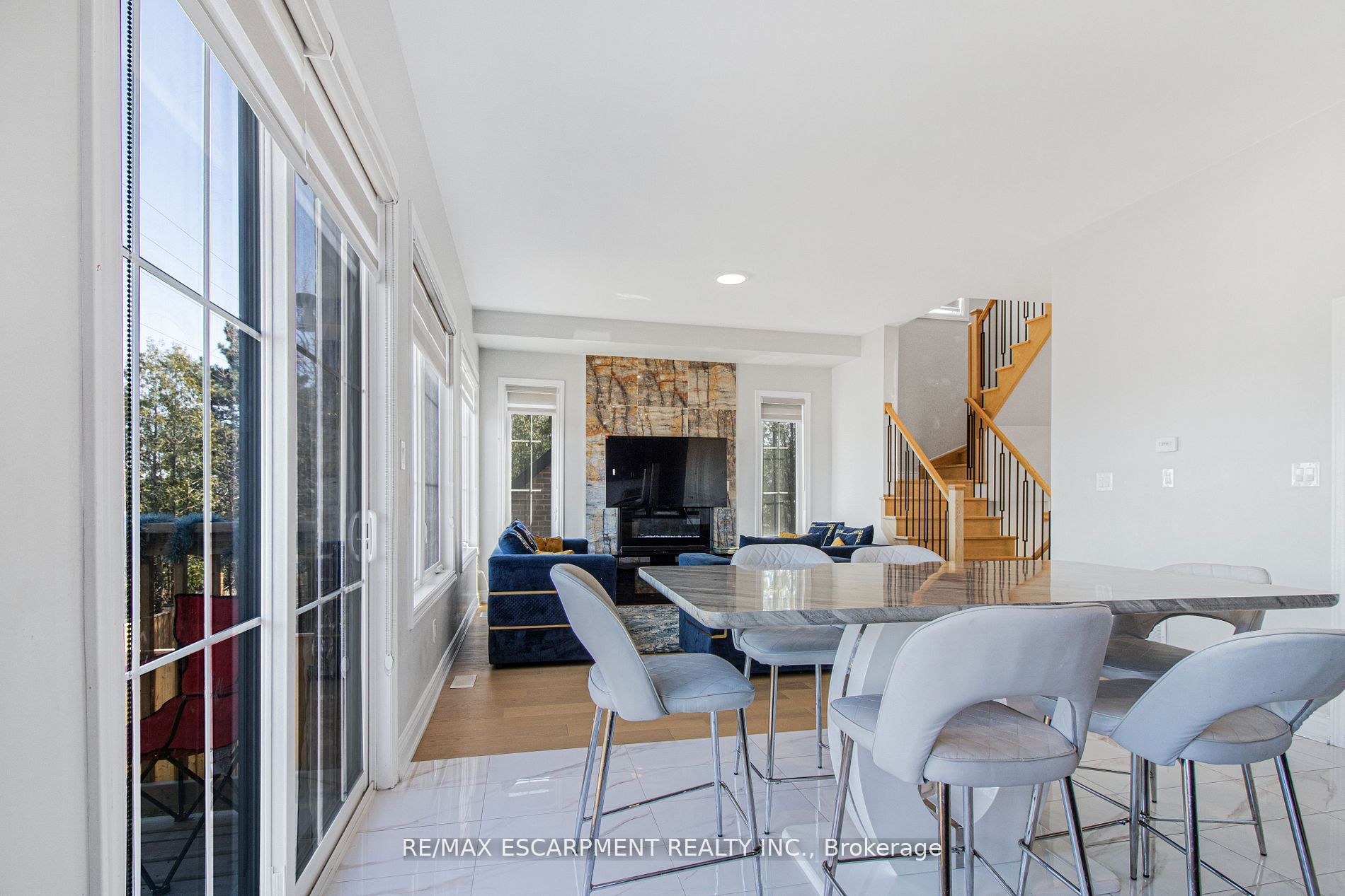 487 Aztec Drive 2