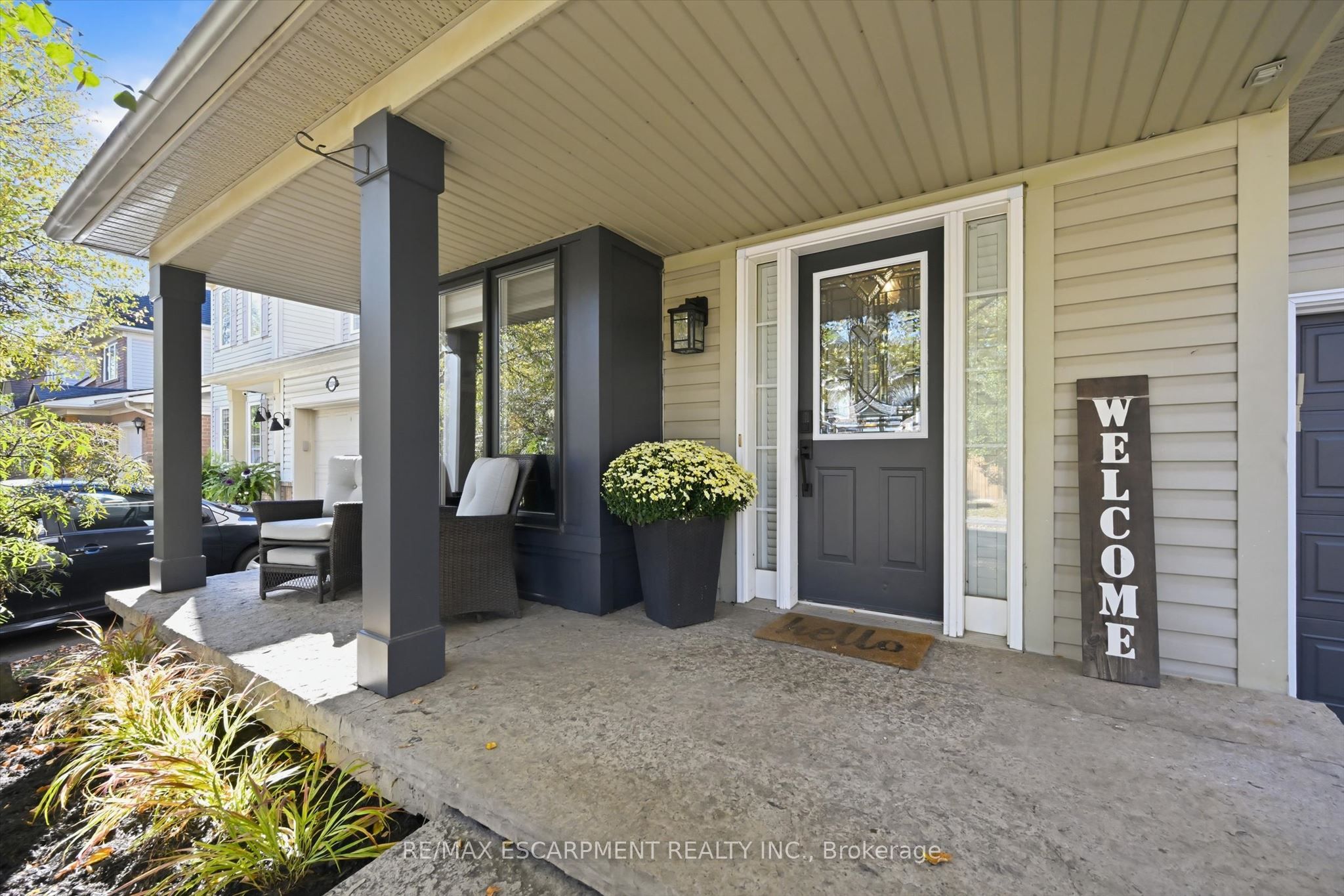 2206 Casselman Court