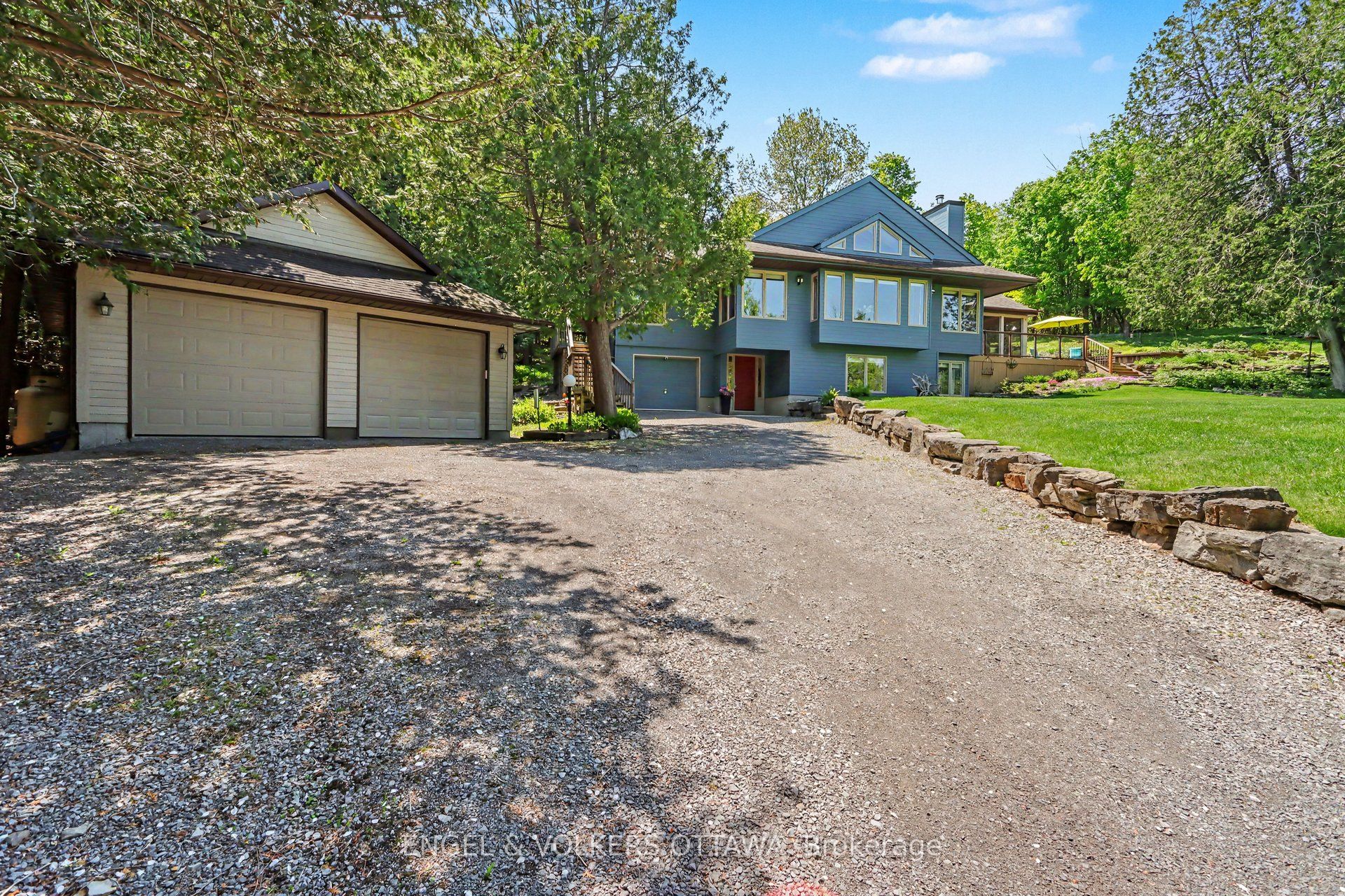4637 Northwoods Drive
