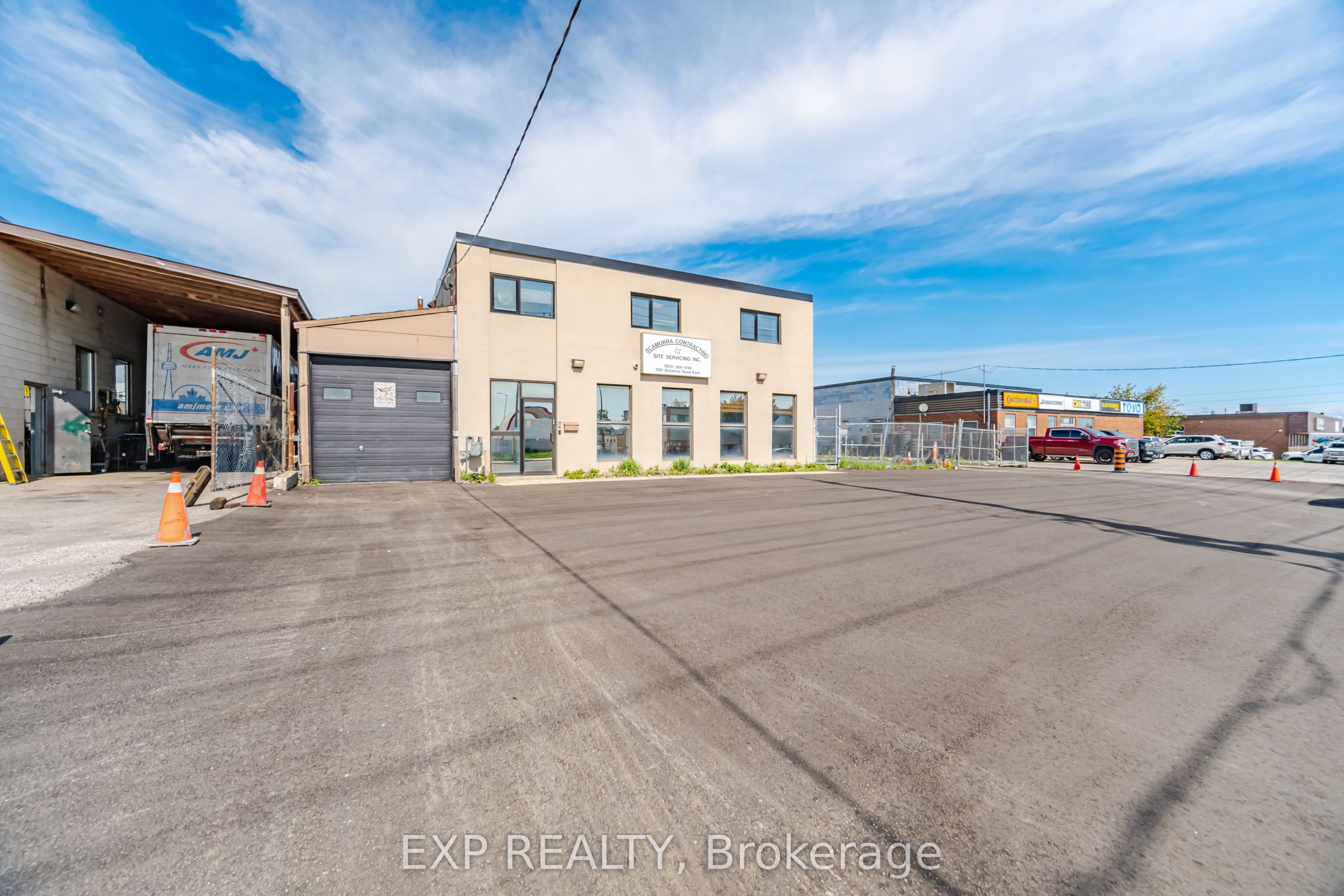 1261 Britannia Road E