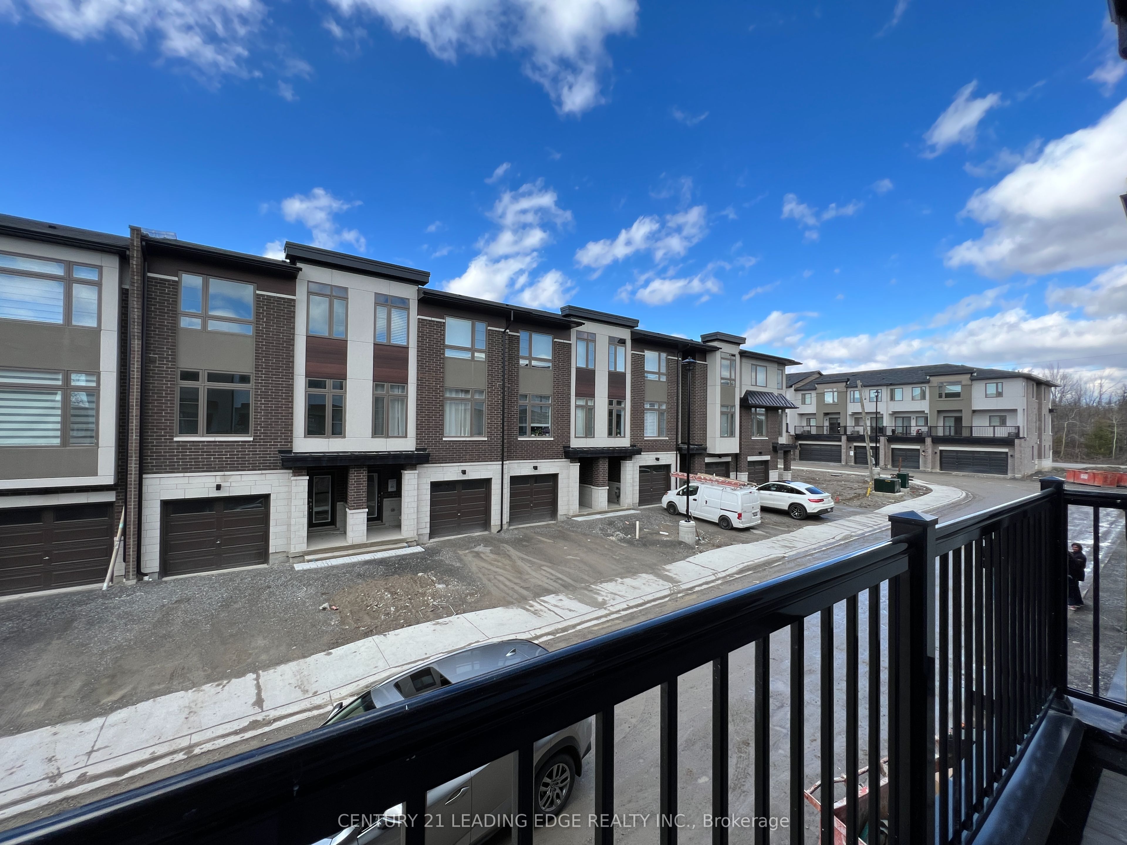 250 Finch Avenue 211