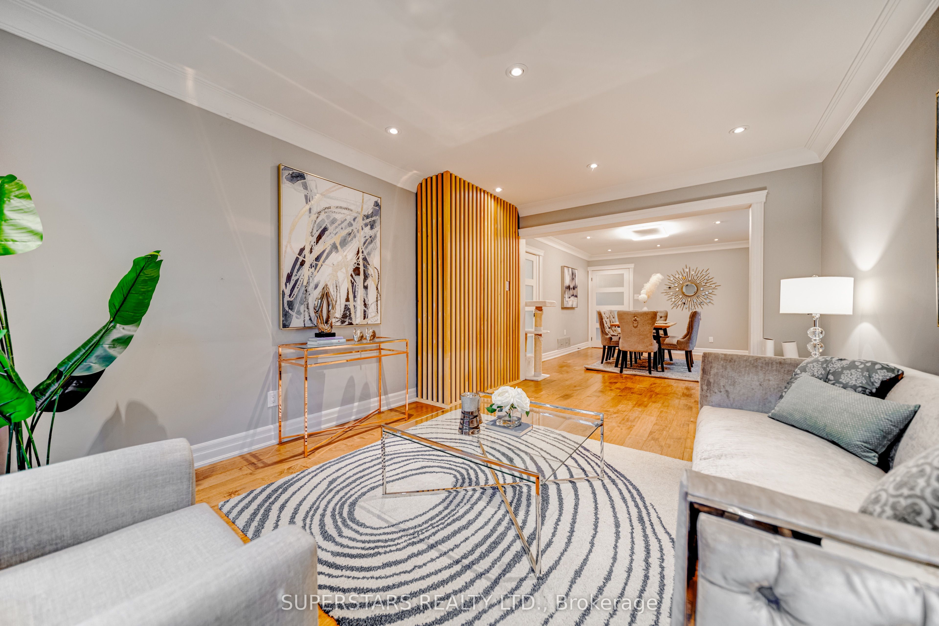 75 Rockwood Crescent