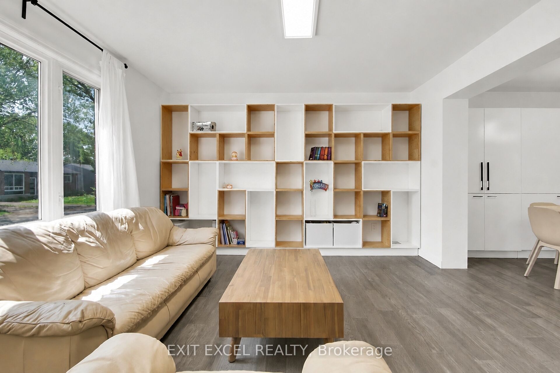 25 Uxbridge Crescent