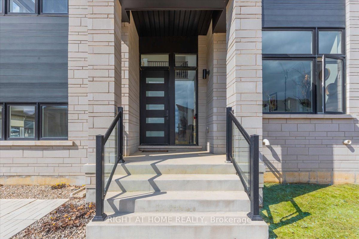 120 Stoneleigh Drive