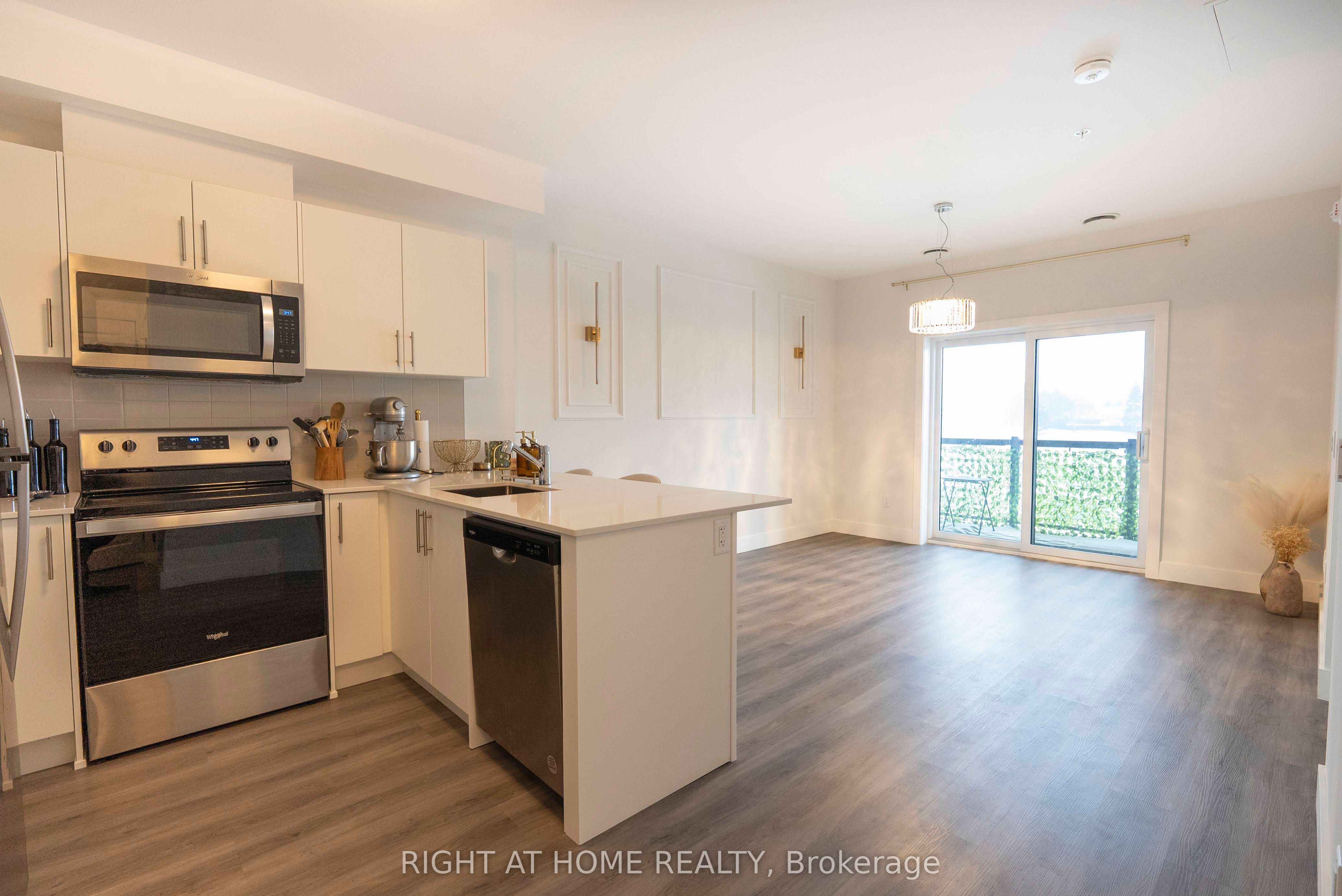 1000 Lackner Place E 302