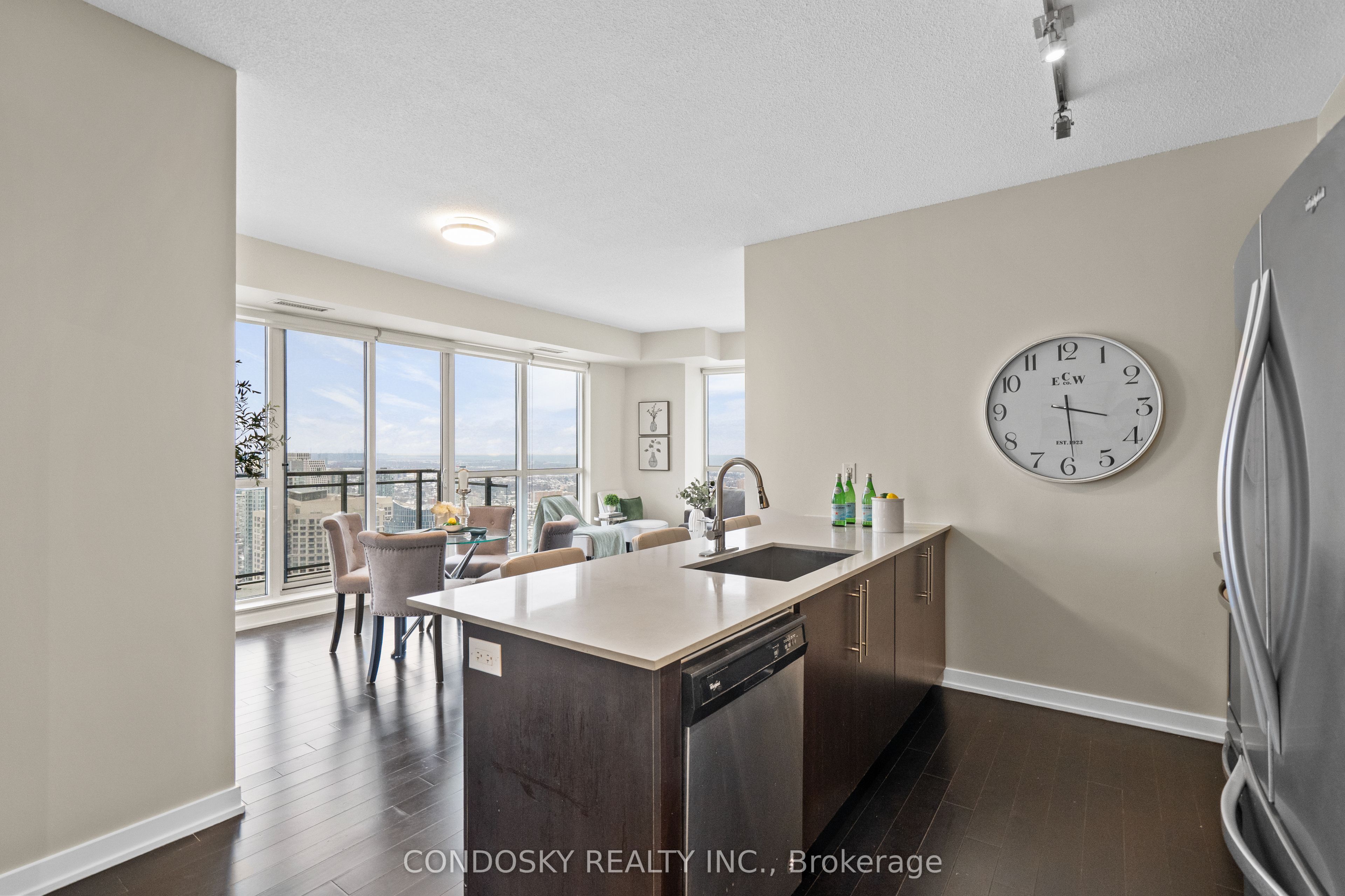 510 Curran Place 4109