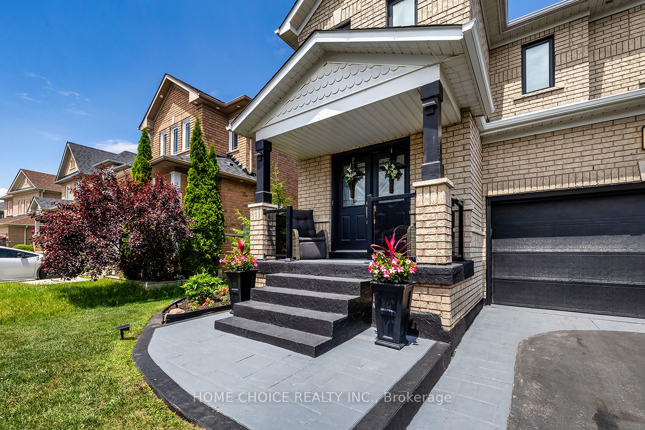 87 Beckett Crescent