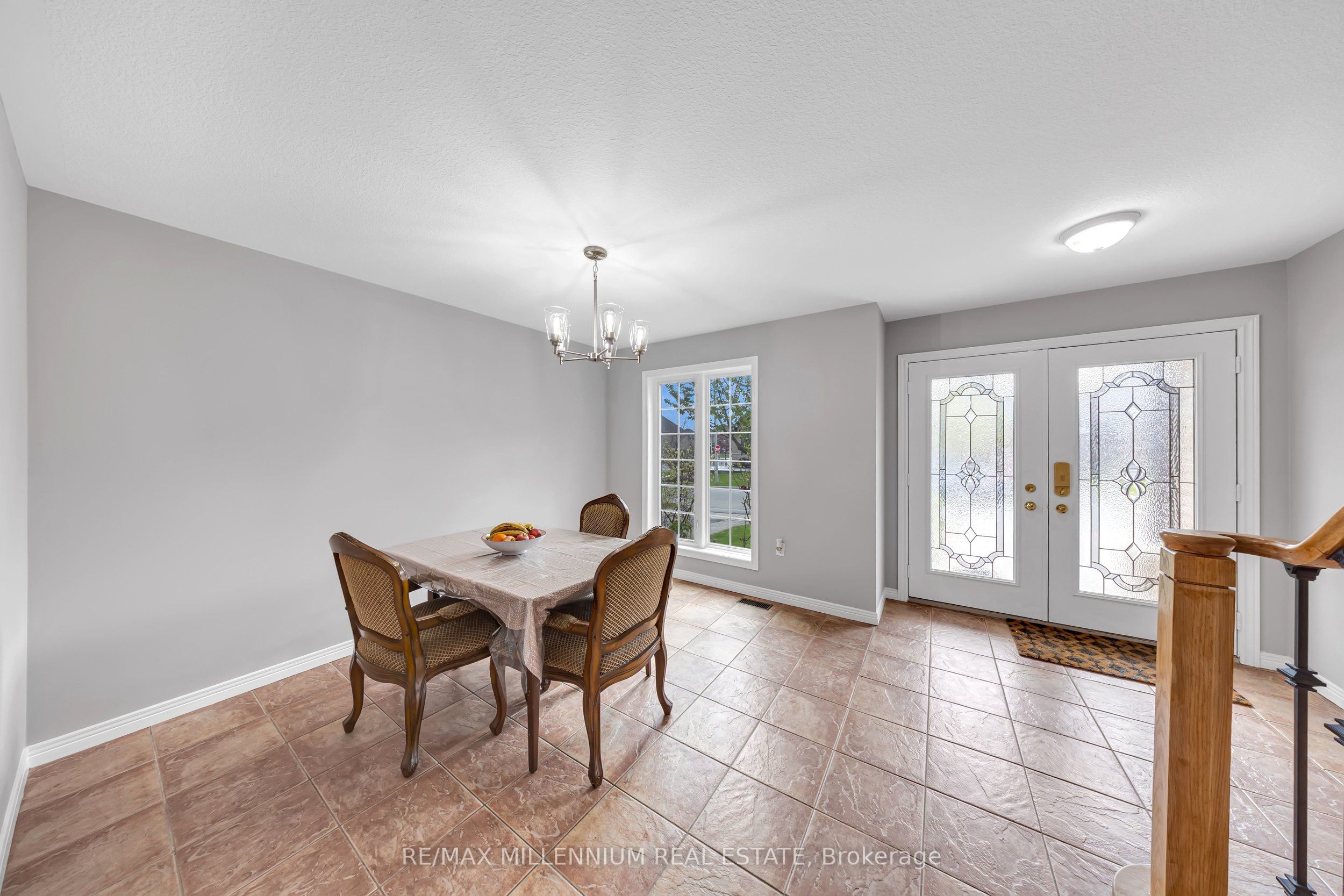 8 Bates Avenue