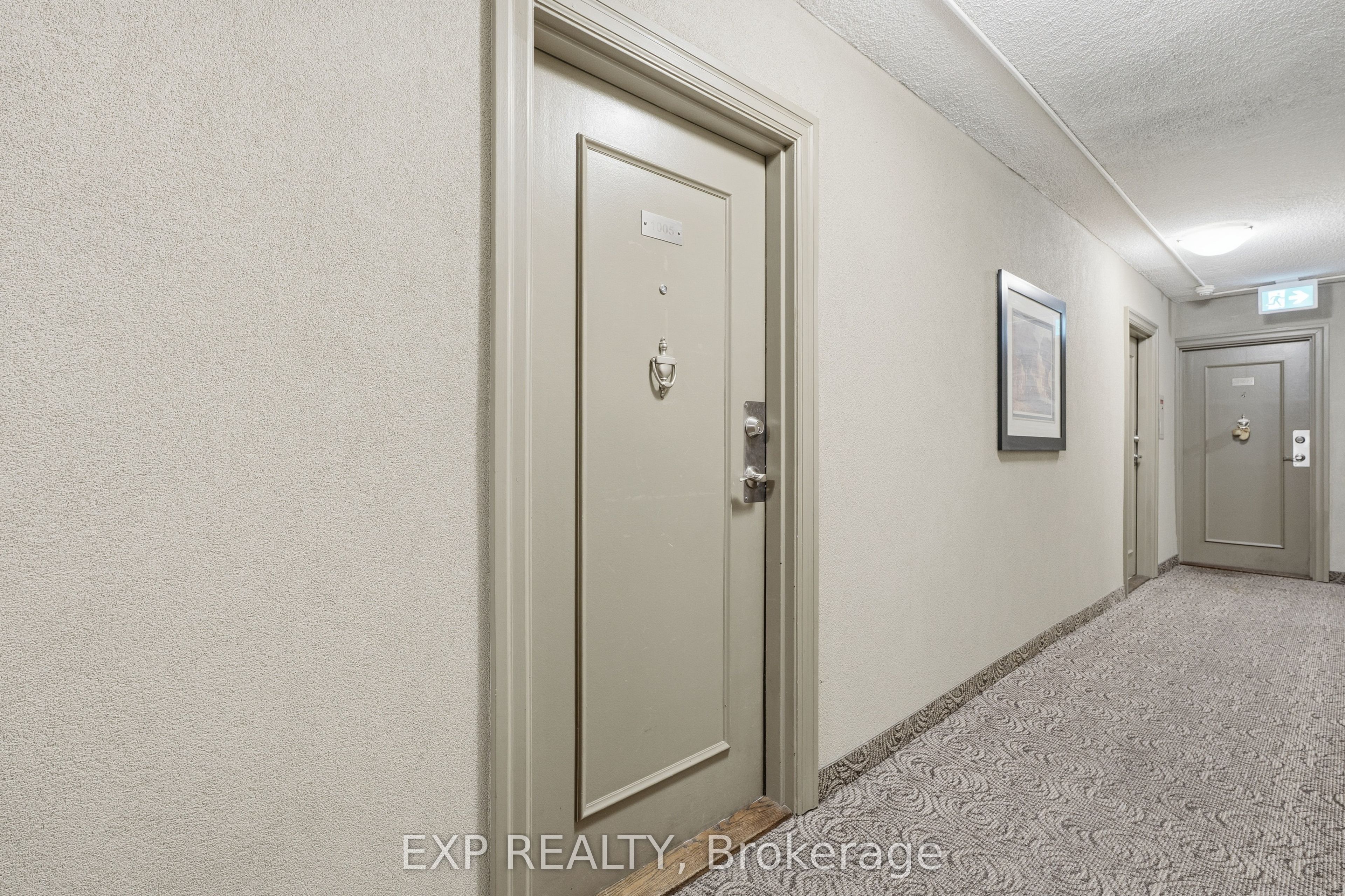 975 Warwick Court 1005