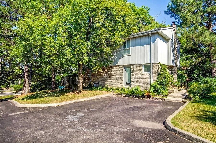 59 Kenninghall Boulevard 17