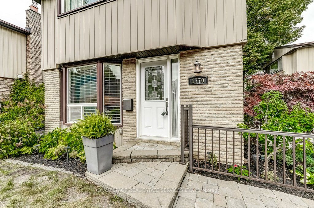 1770 Hyde Mill Crescent