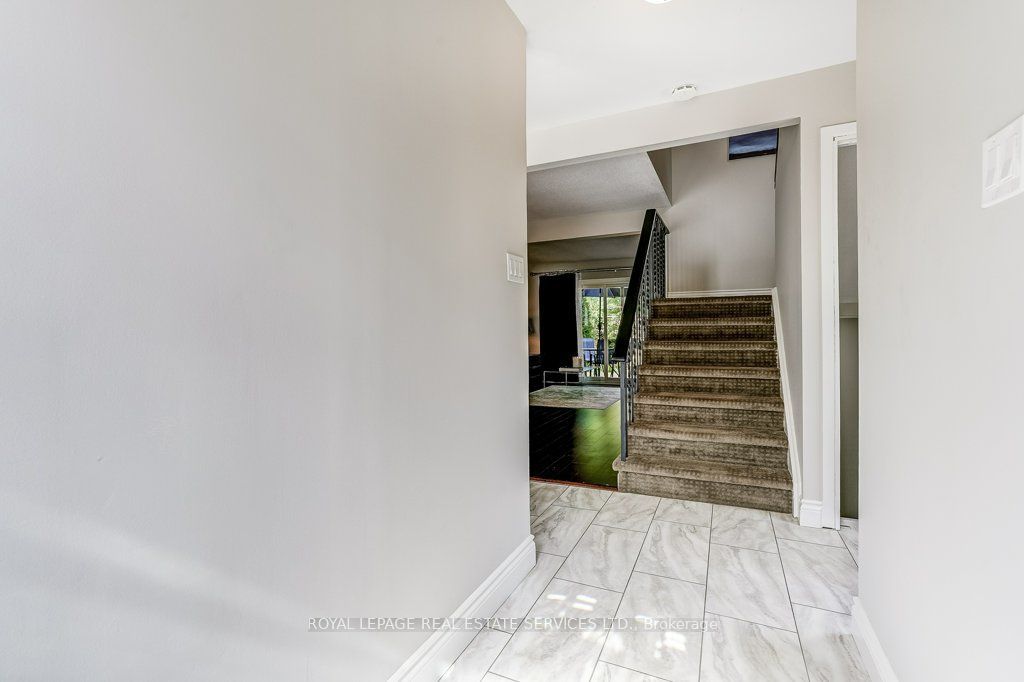 1770 Hyde Mill Crescent