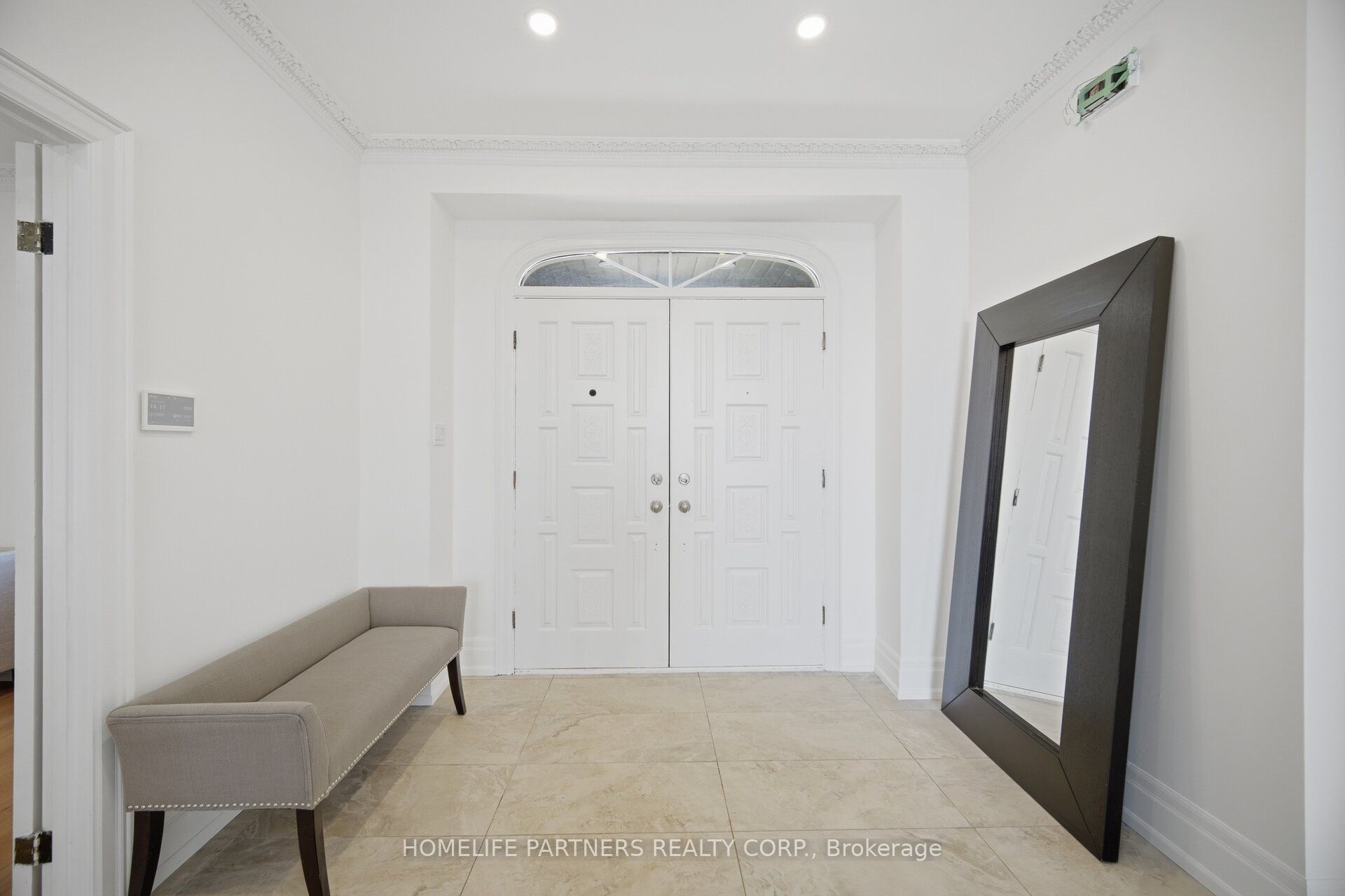 27 Marconi Avenue