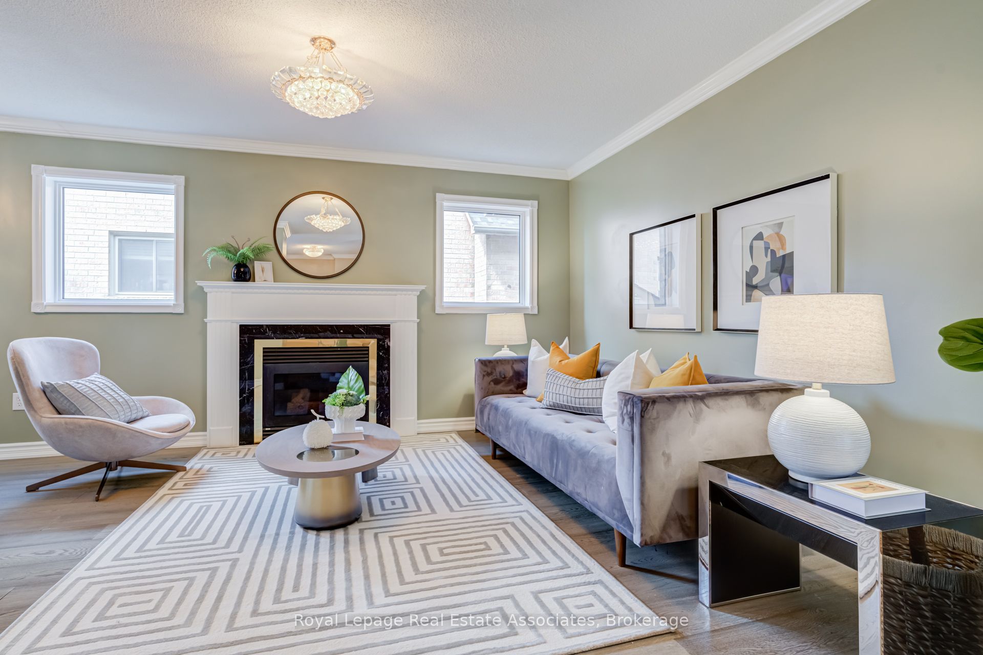 5453 Middleport Crescent