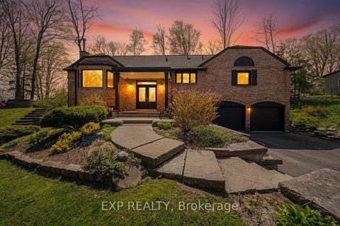 7 Valley Trail East Gwillimbury ON L3Y 4V8