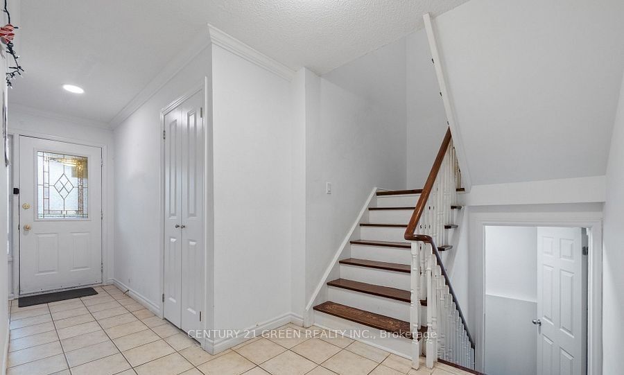 338 Hillside Drive