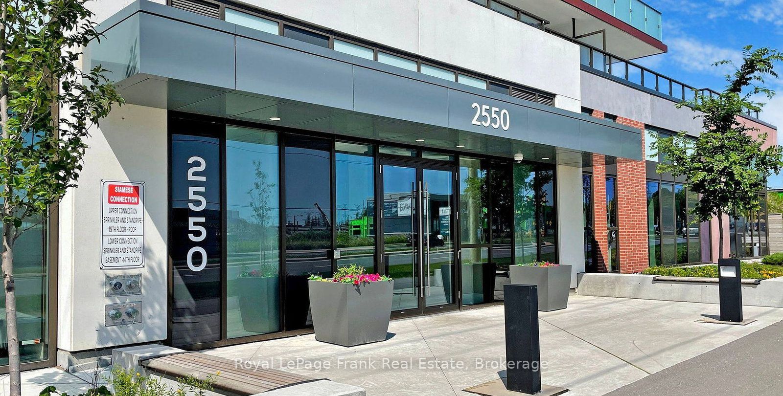 2550 Simcoe Street N 2118