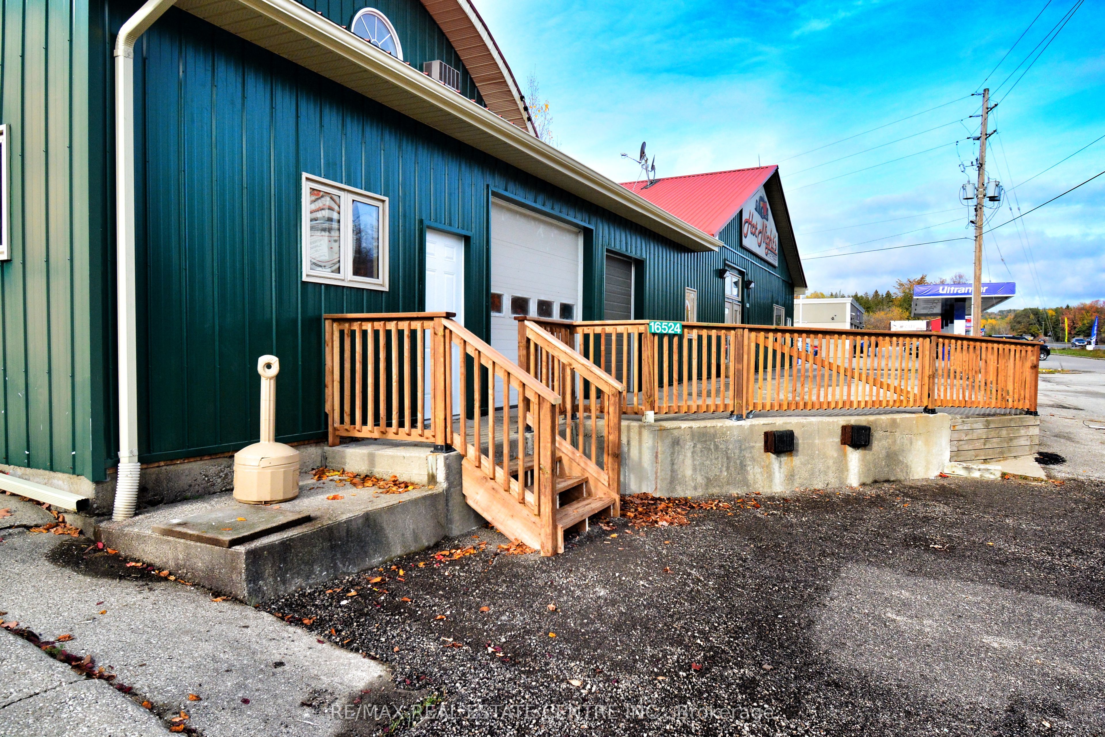 16524 Hurontario Street