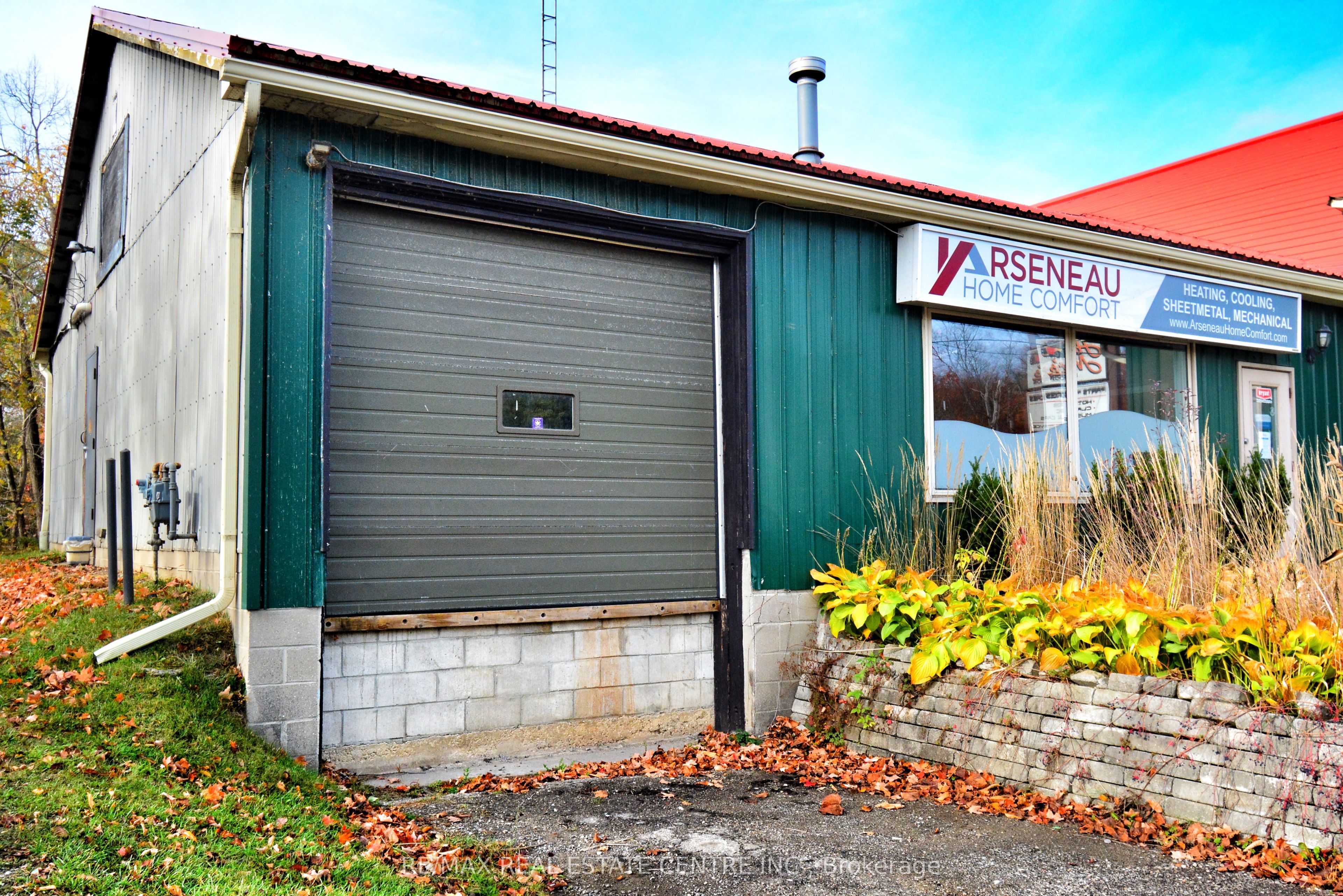 16524 Hurontario Street