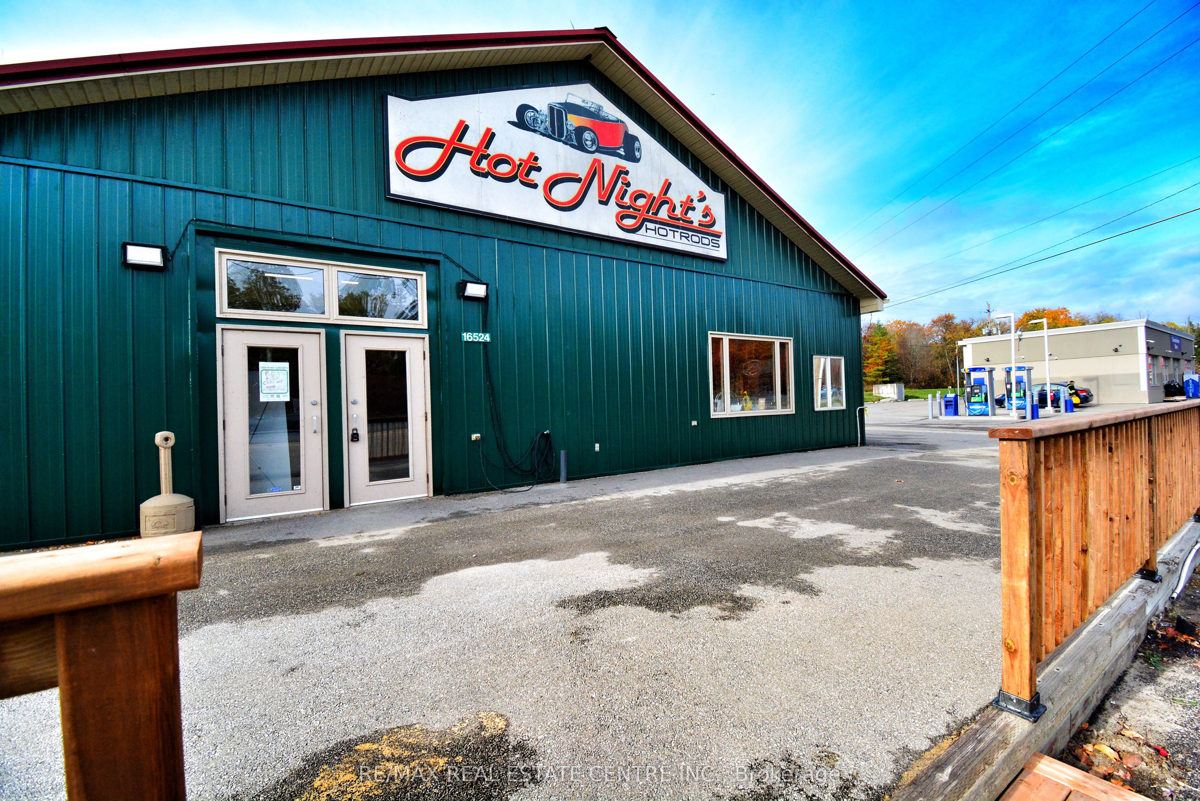 16524 Hurontario Street