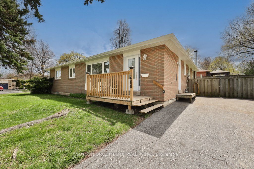 1488 Swanage Crescent S