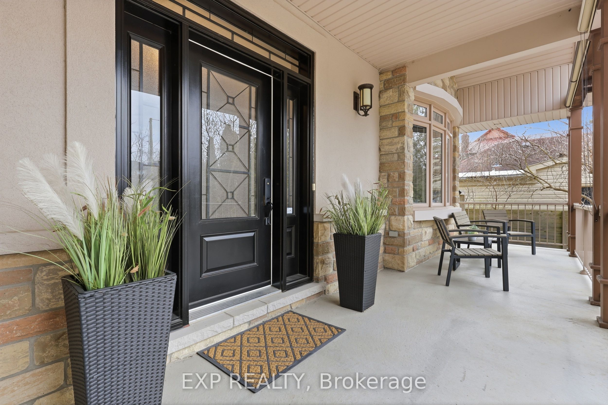 583 Park Crescent