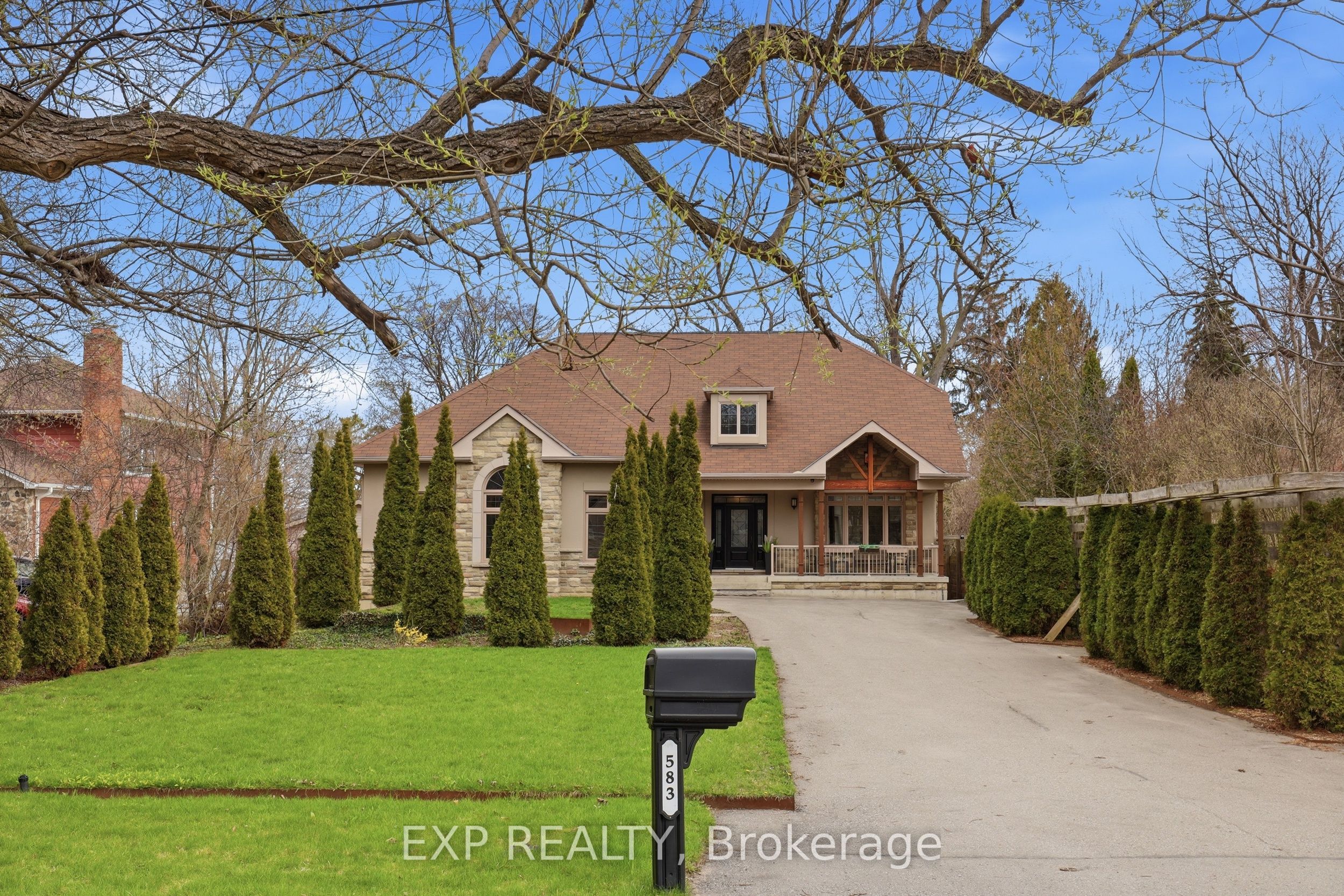 583 Park Crescent