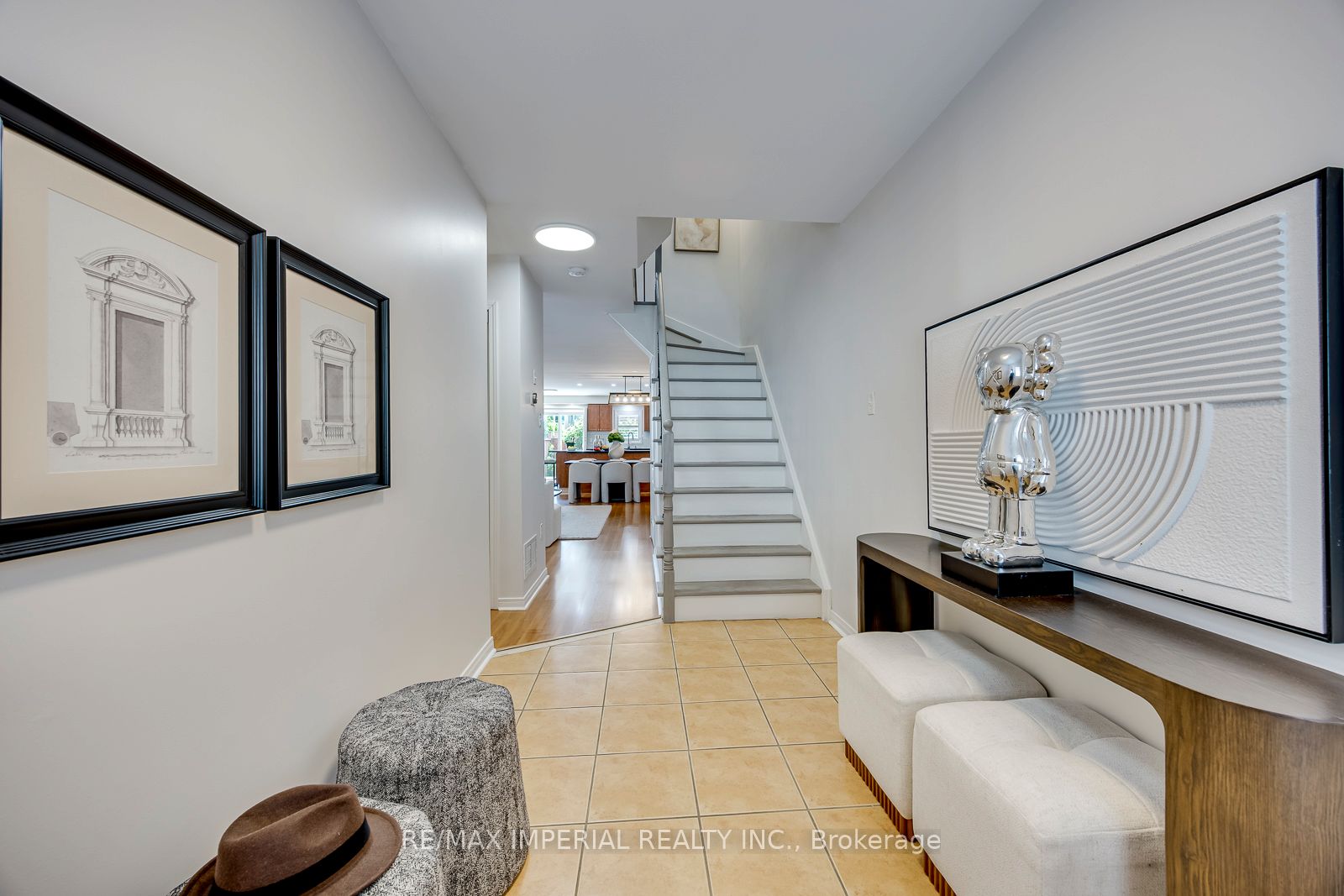 592 Candlestick Circle