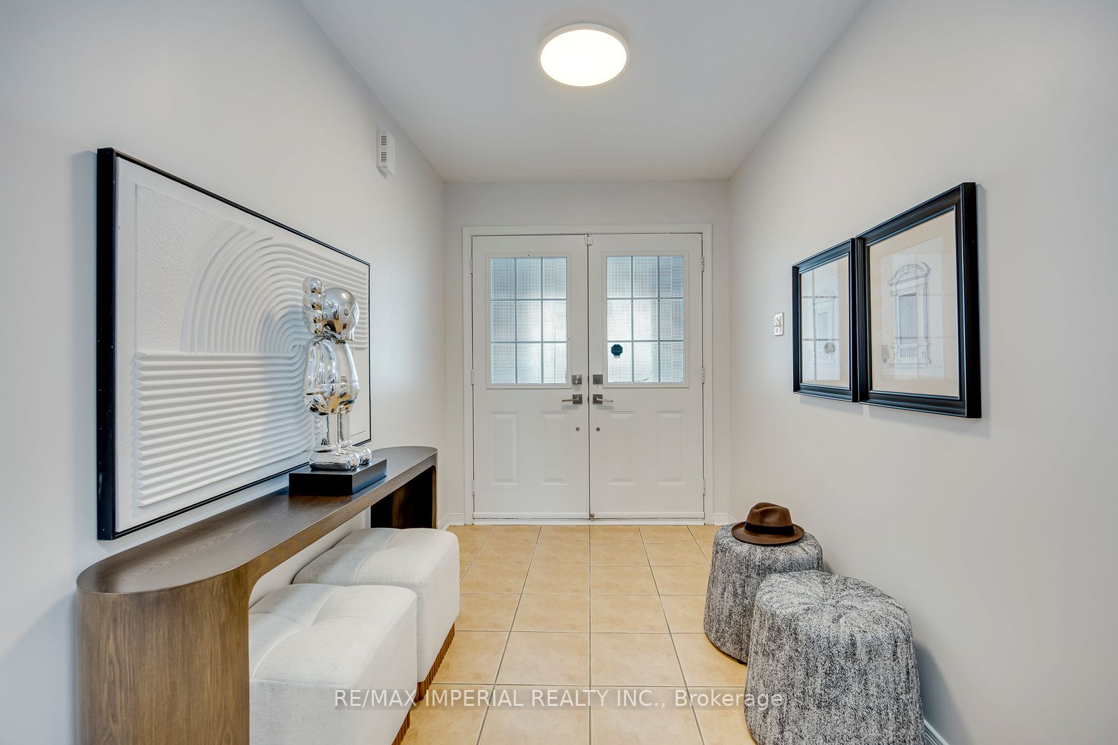 592 Candlestick Circle