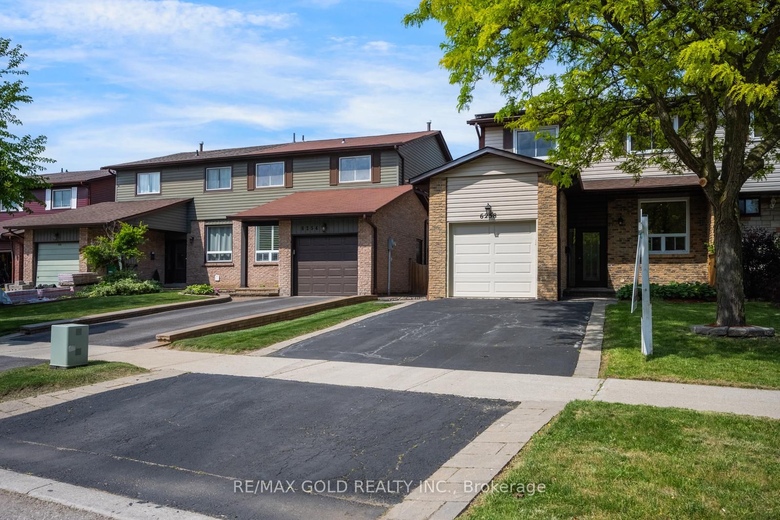 6258 Atherly Crescent