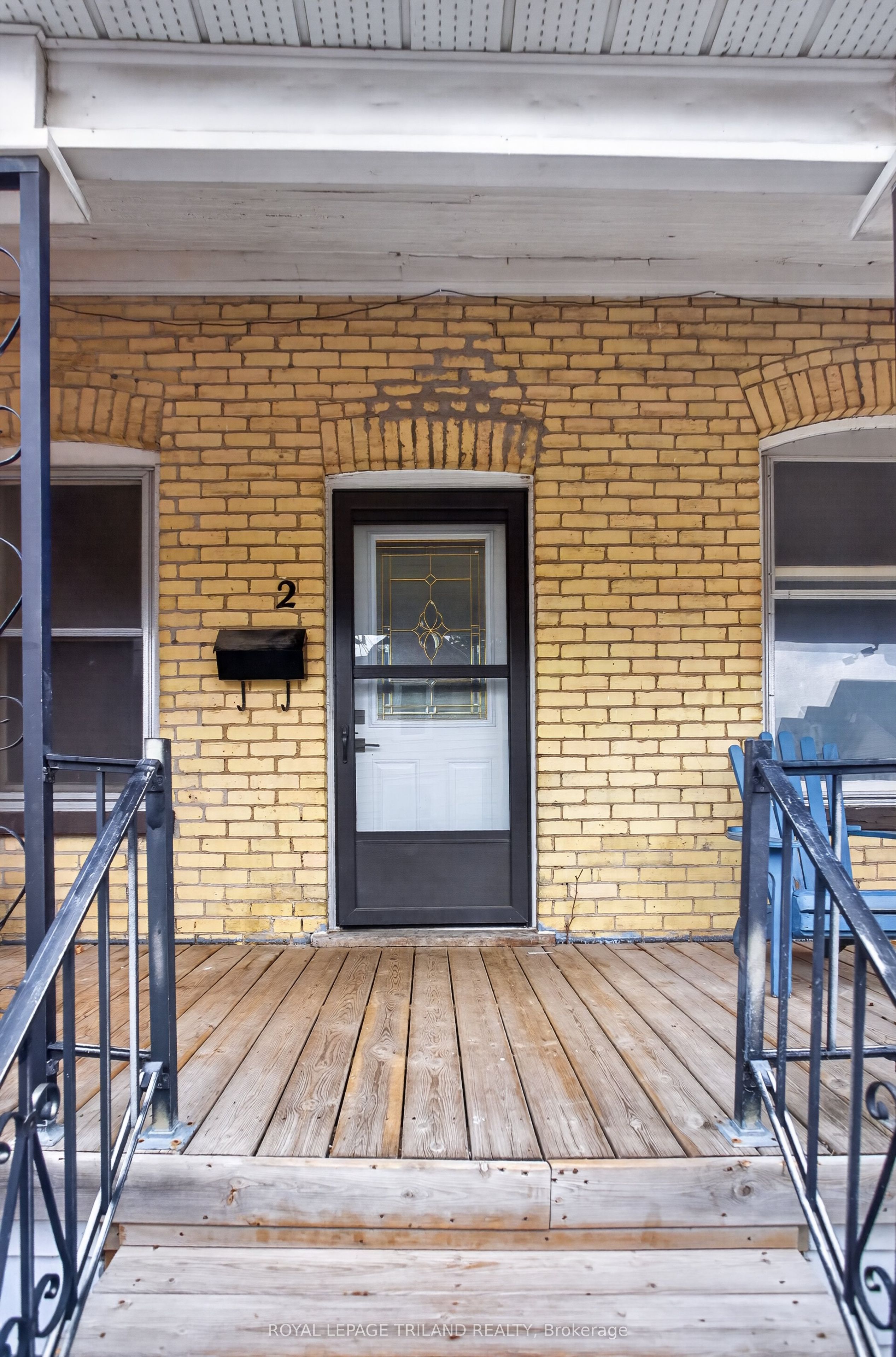 2.5 Antrim Street