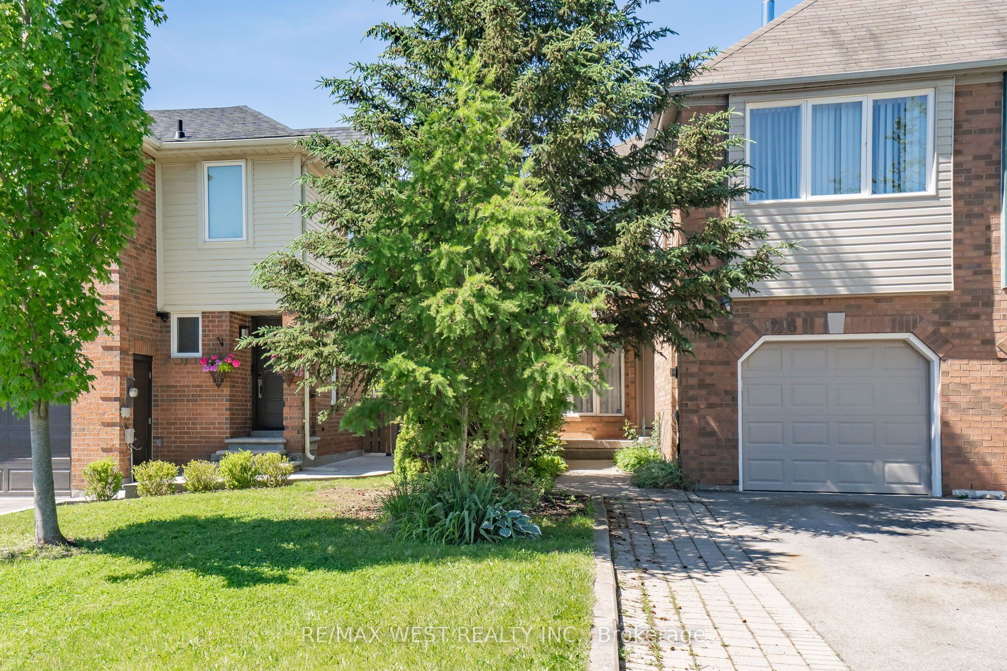 1216 Leewood Drive