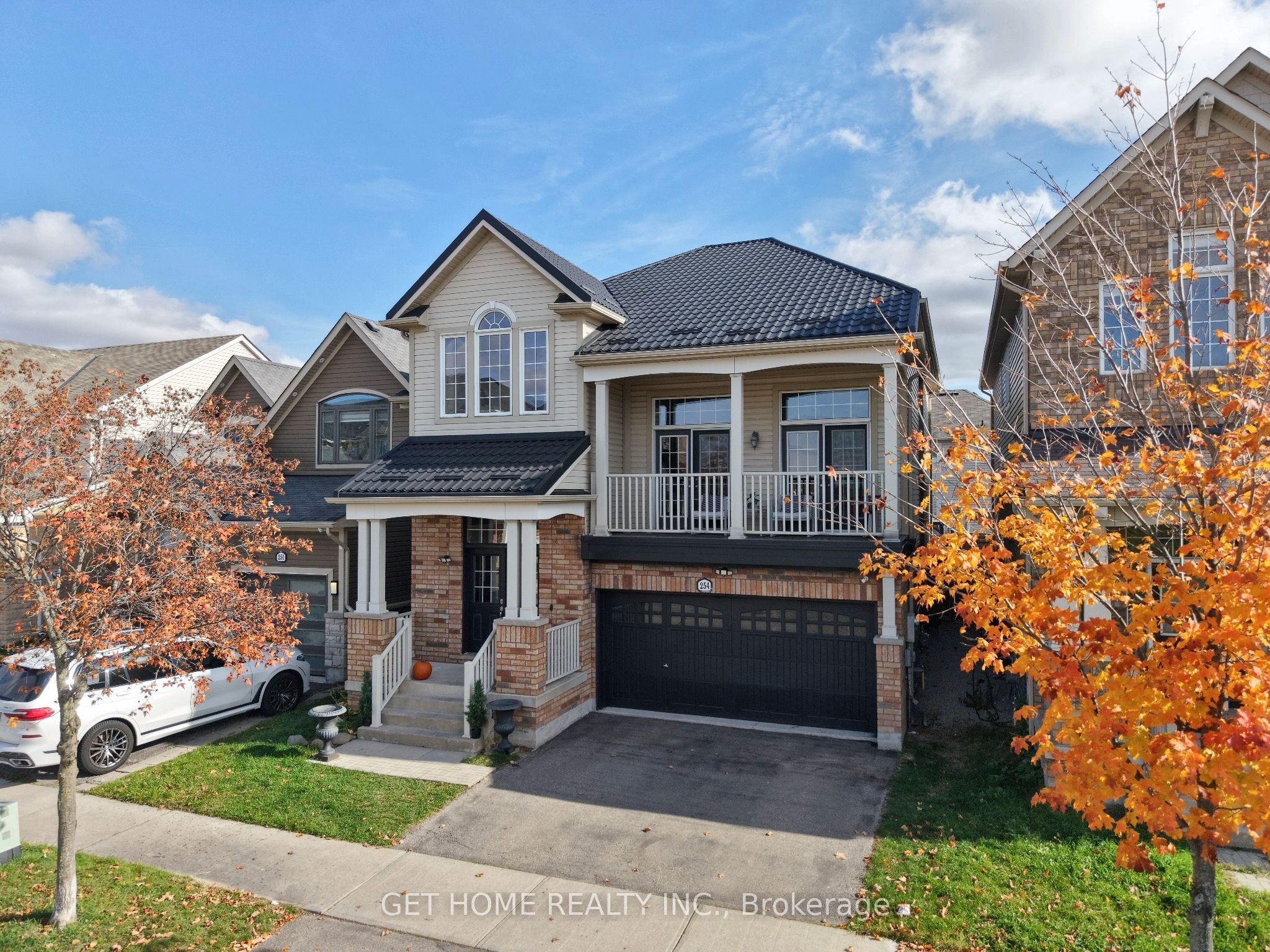 254 Schreyer Crescent