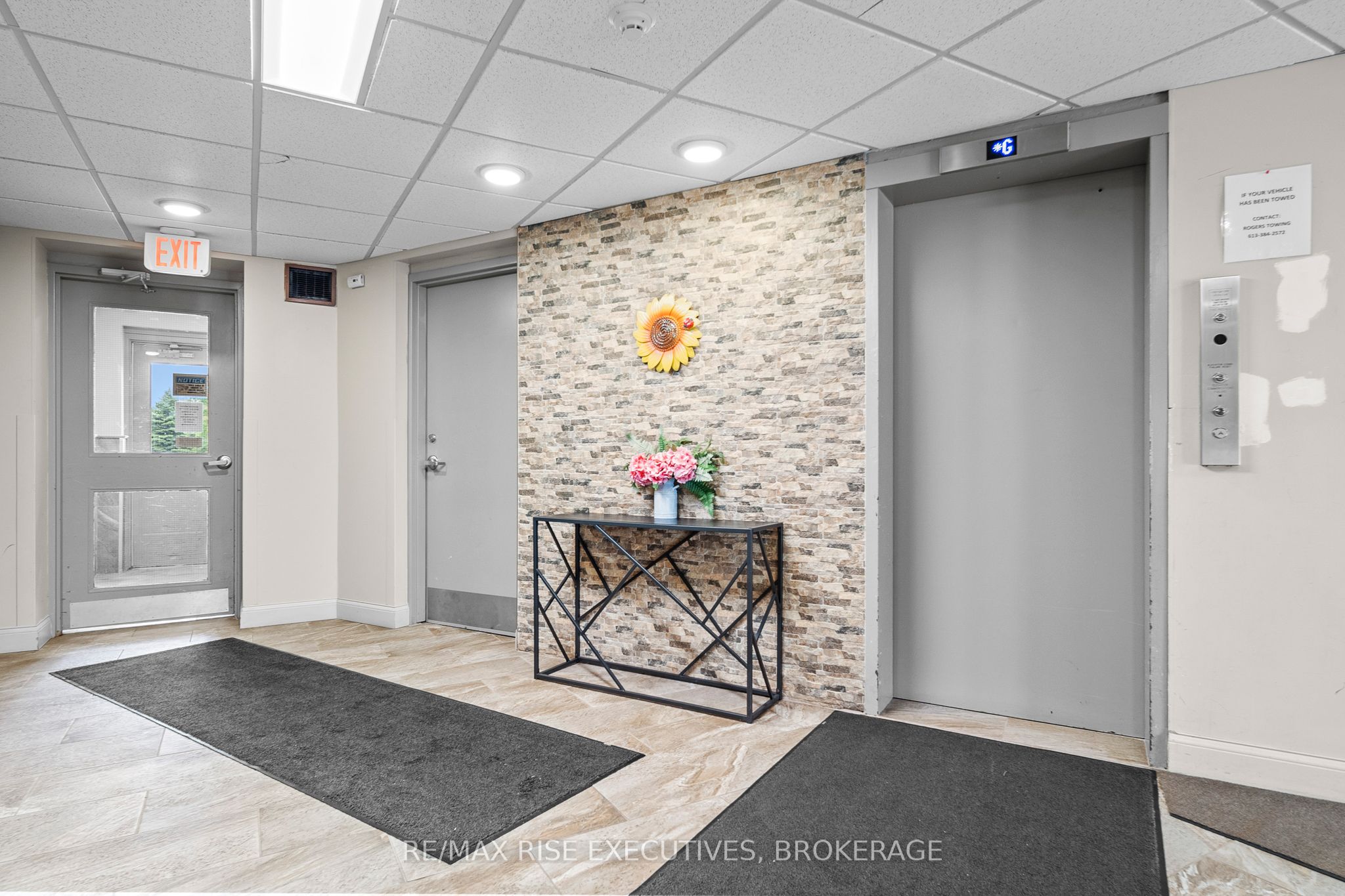 17 Eldon Hall Place 507