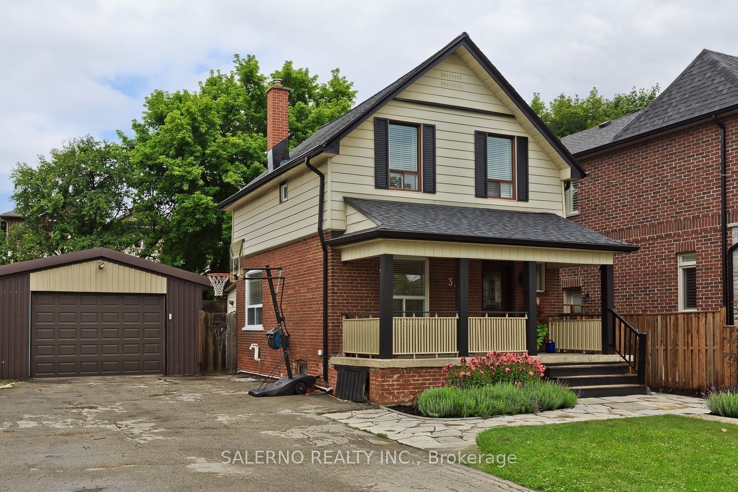 34 Fairfield Avenue