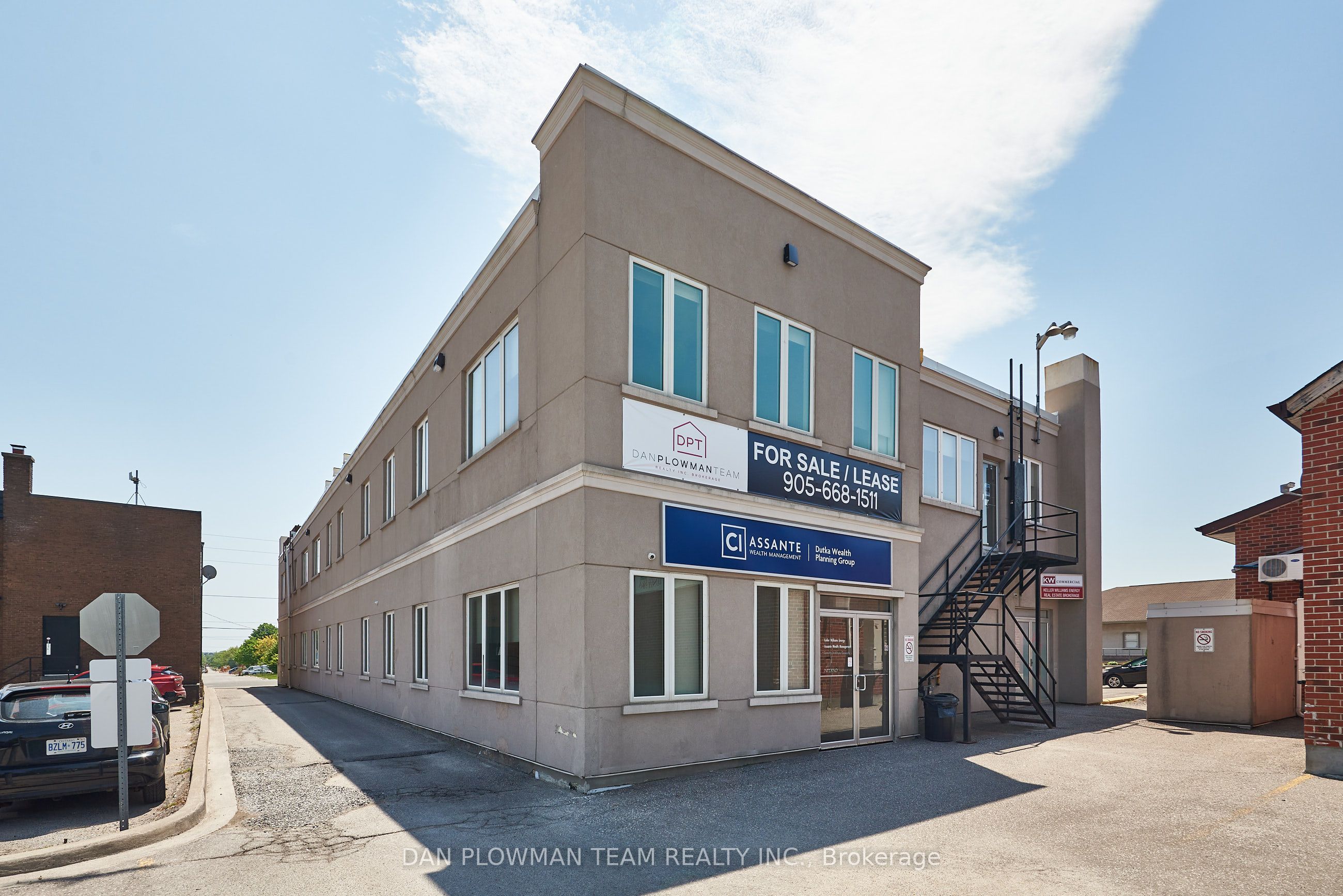 360 King Street W 101