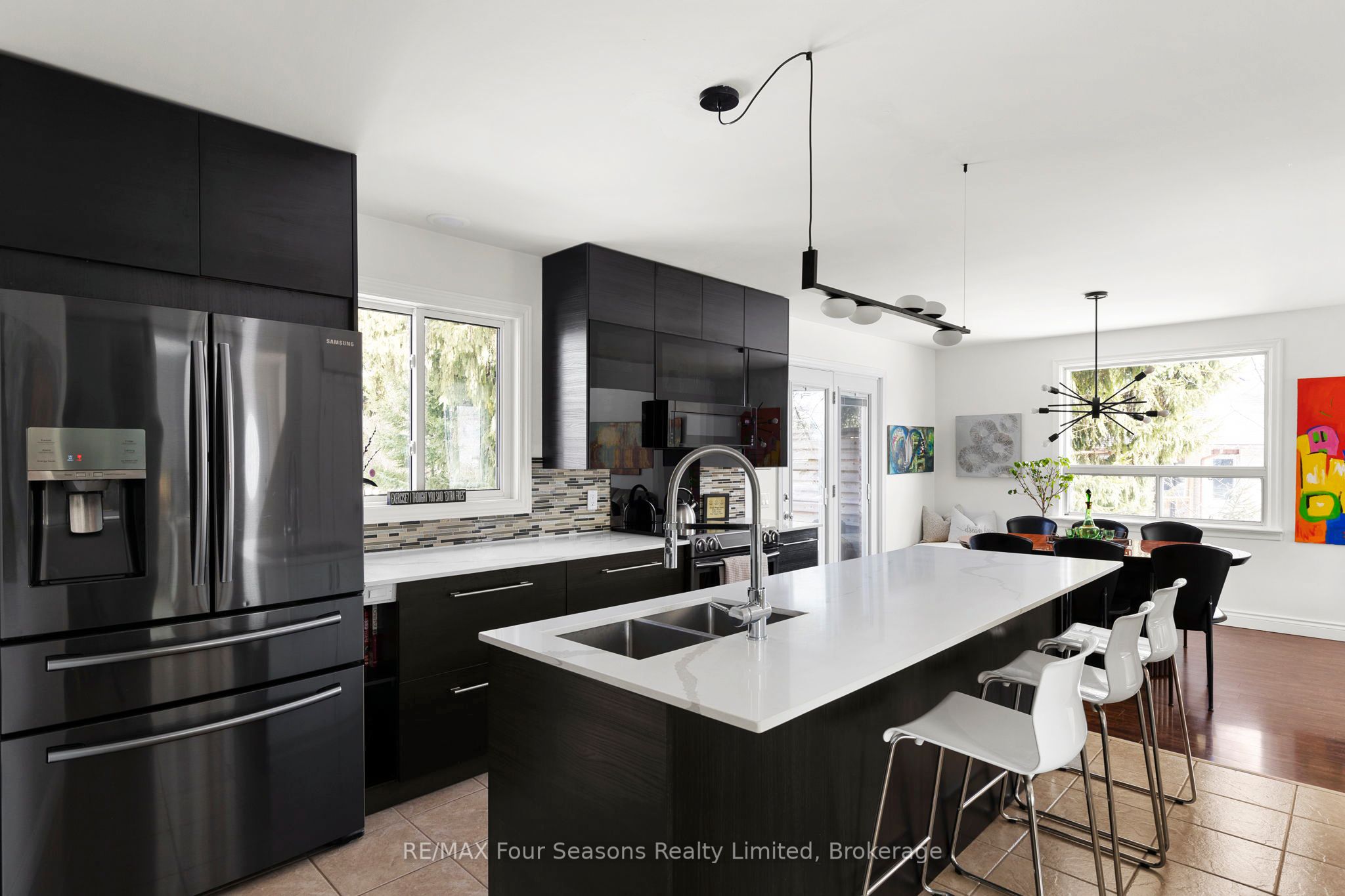 50 Amaranth Street W