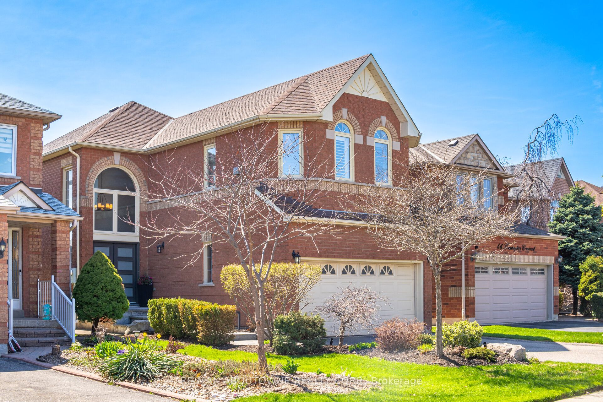 44 Banington Crescent