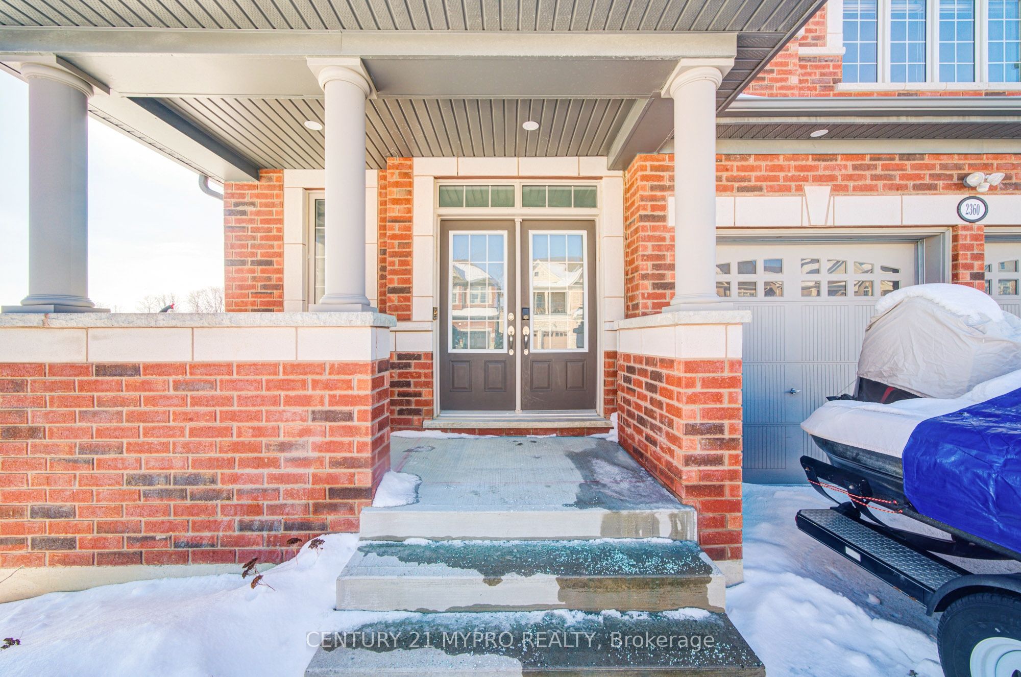 2360 Dress Circle Crescent