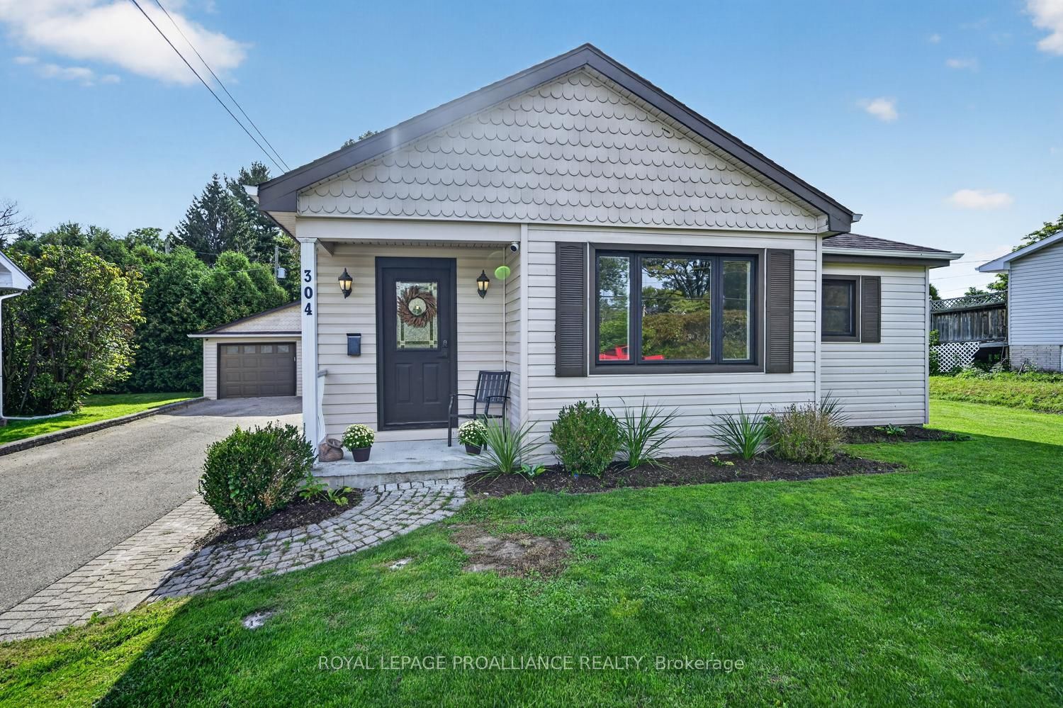 304 Oxford Avenue