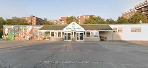 7509 Yonge Street Markham ON L3T 2E9