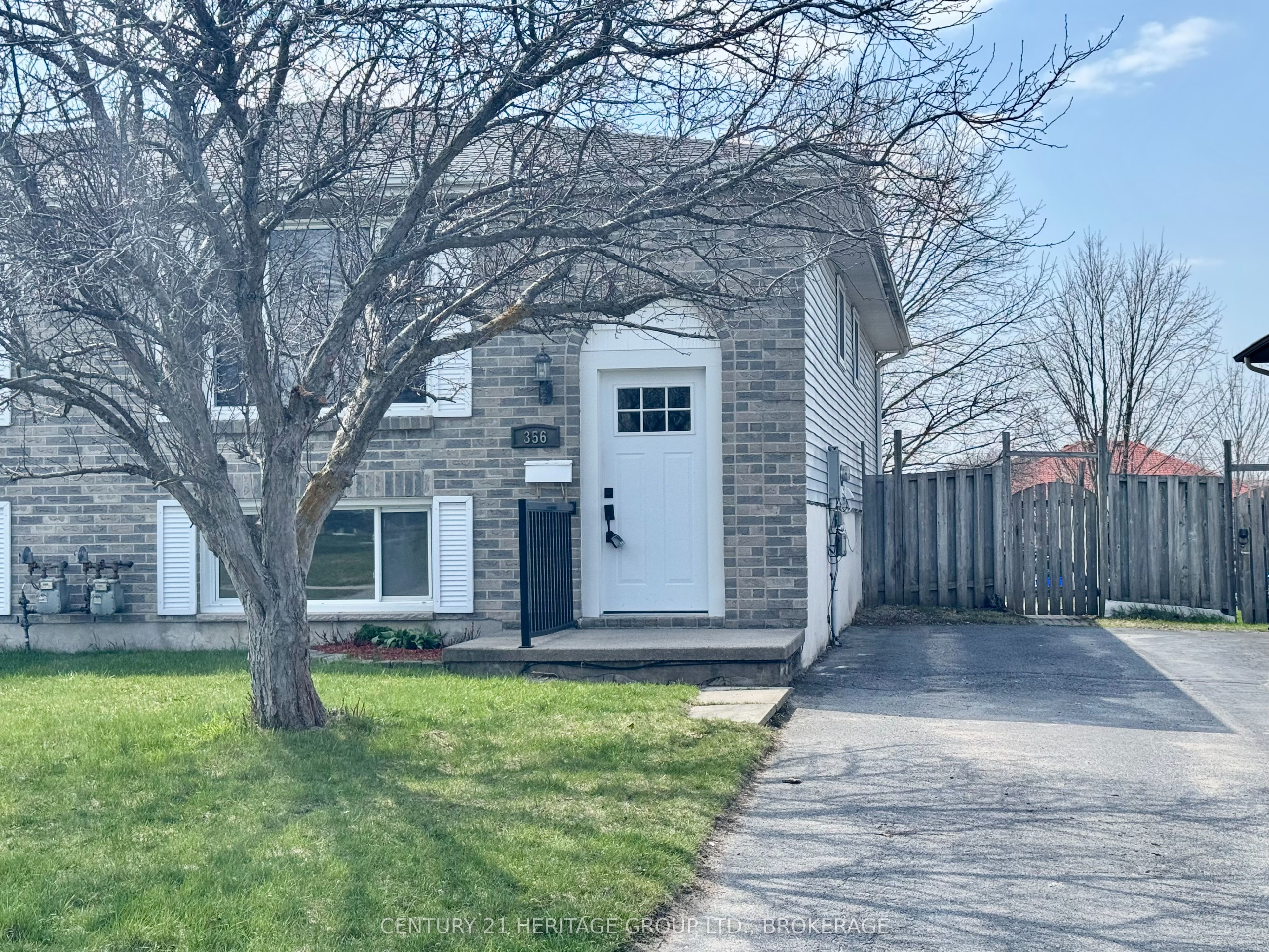 356 Owens Crescent