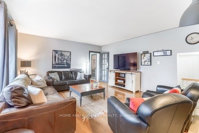 8 Sora Drive