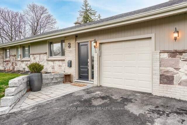 8 Sora Drive