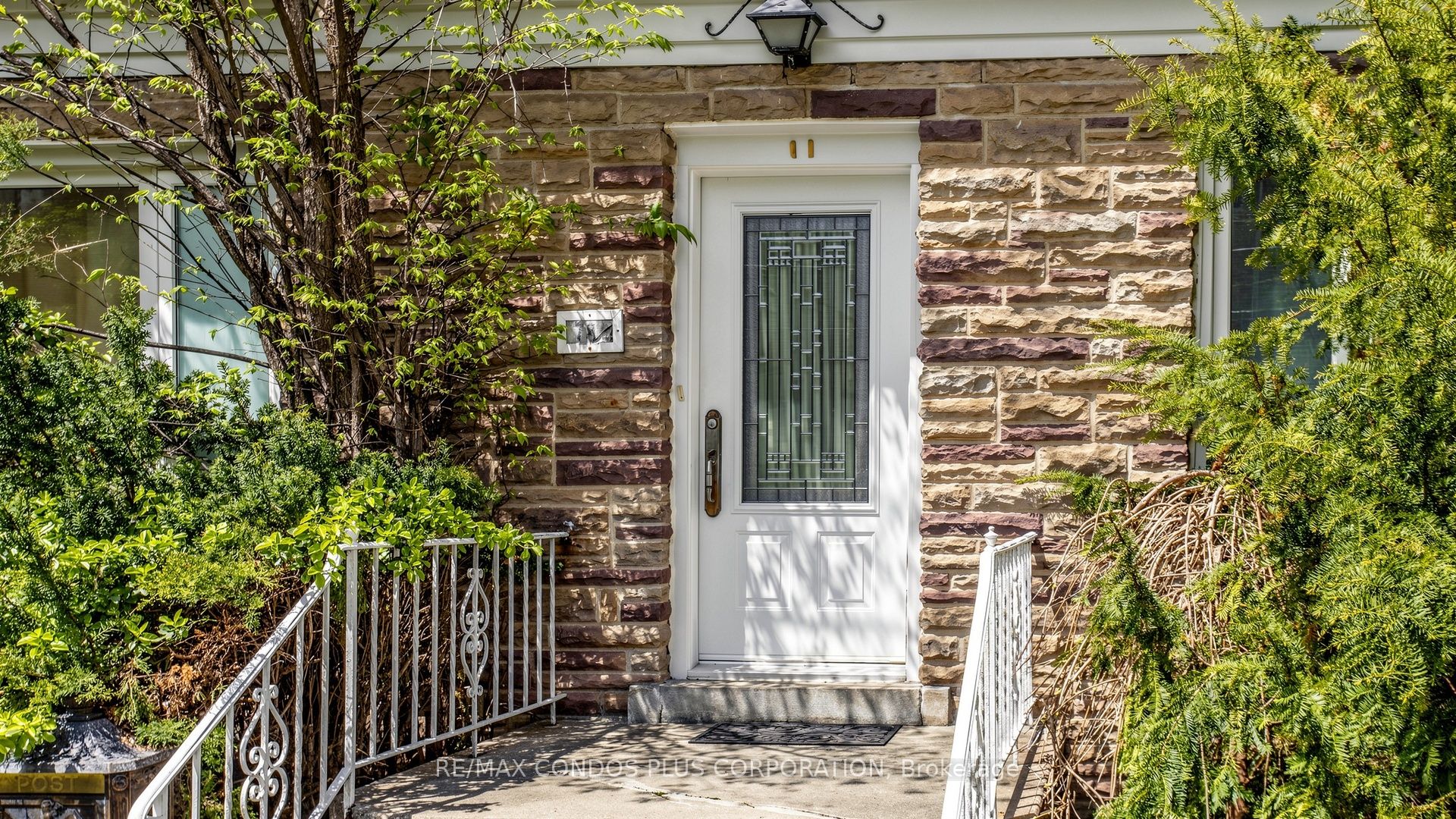 78 Spring Garden Avenue