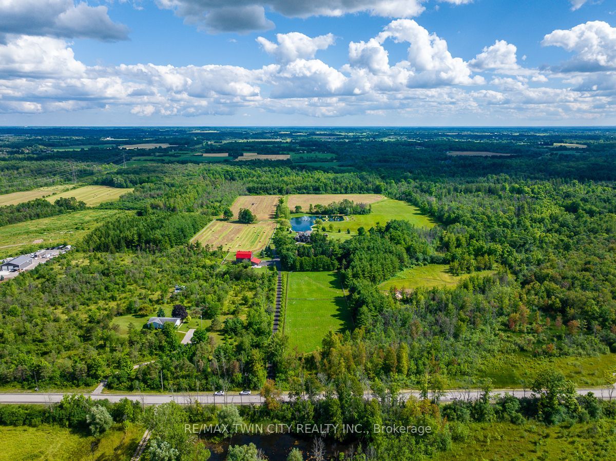 1532 6th Concession Road W