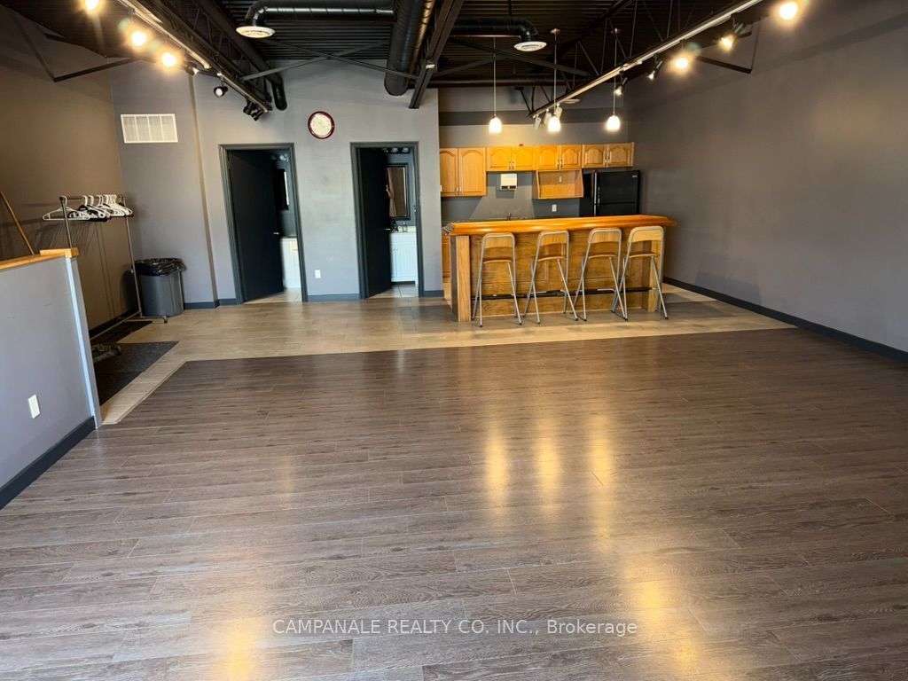 5470 Canotek Road 34