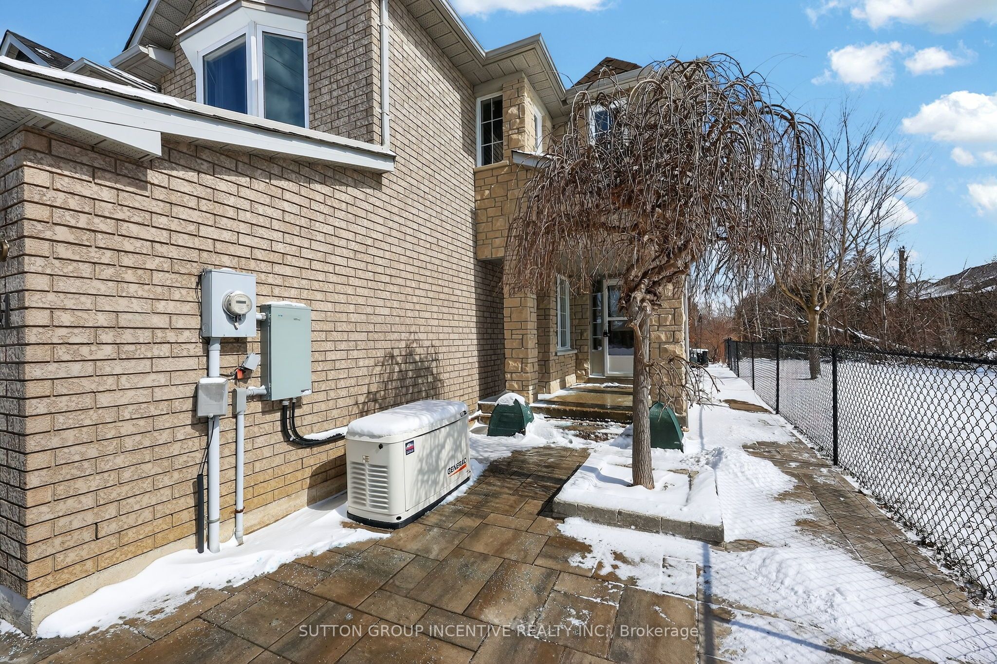 41 Herrema Boulevard