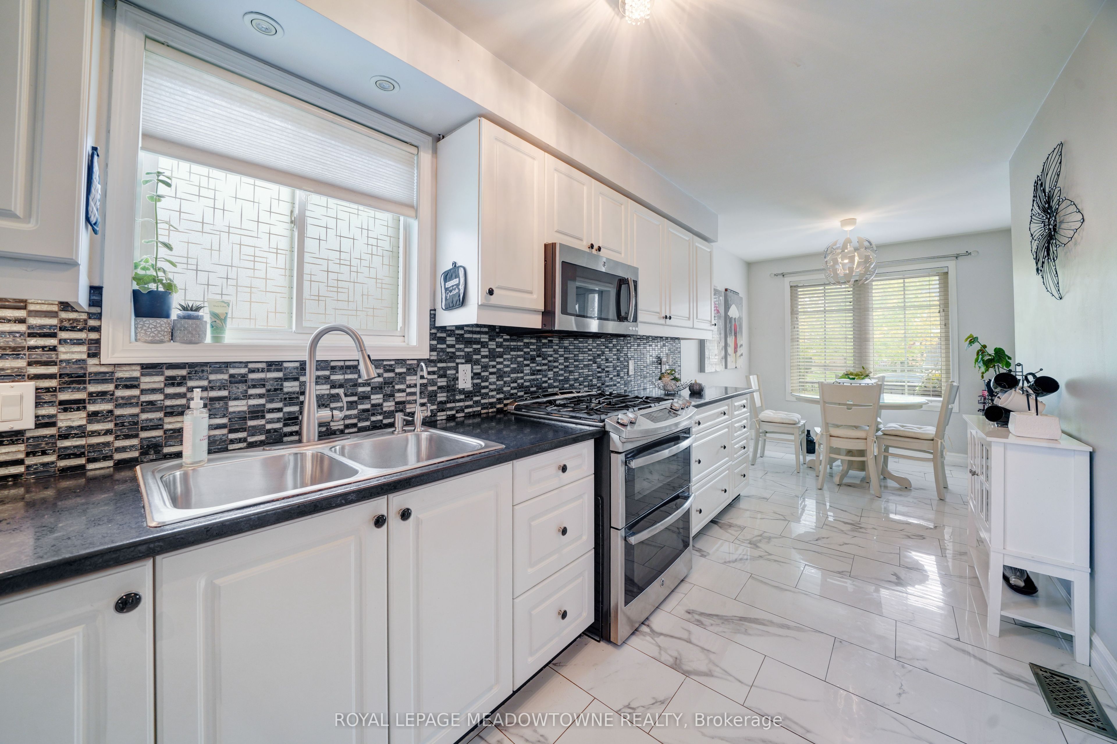 494 Flagstone Court